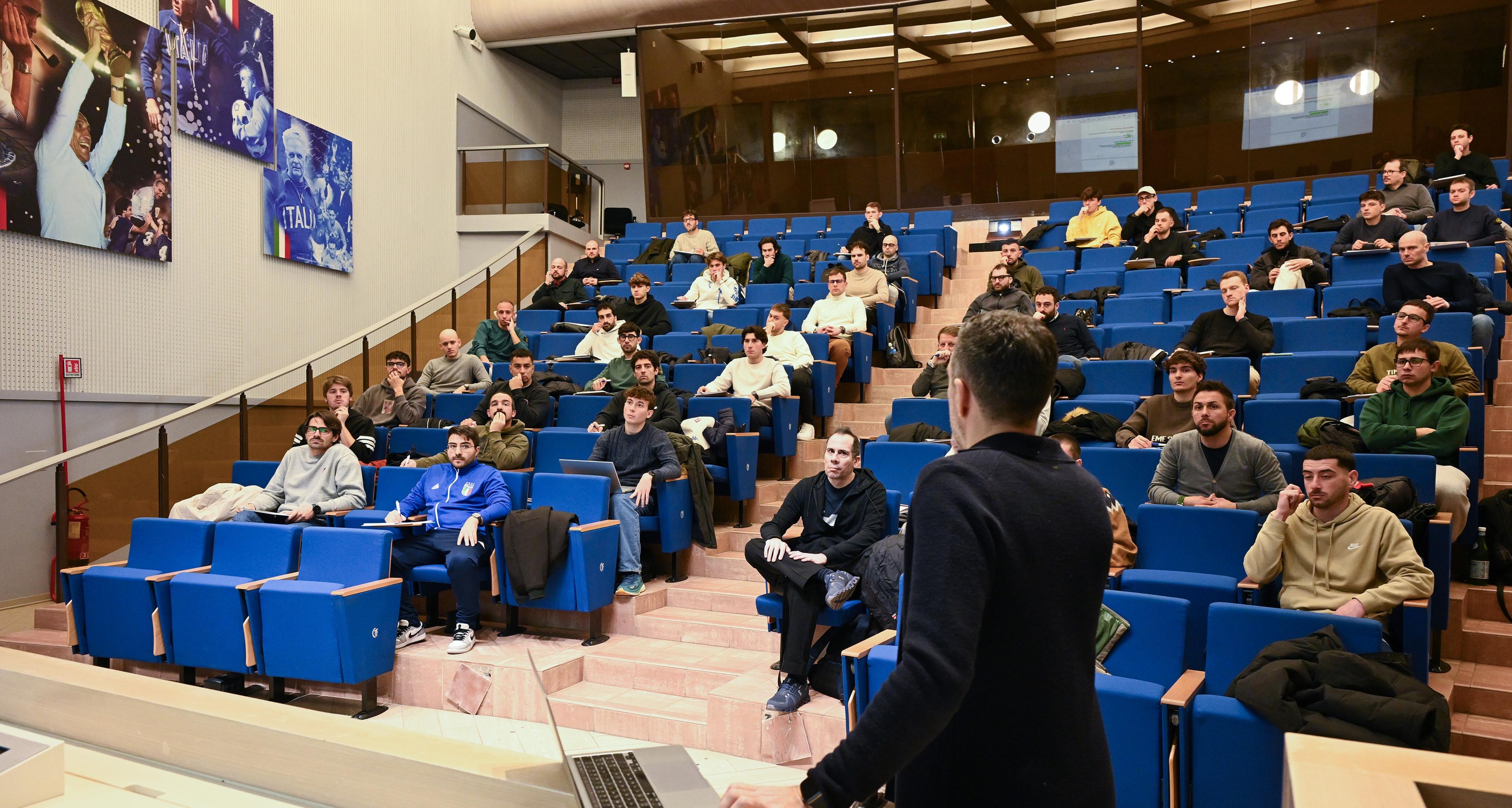 Corso per Match analyst, l'inaugurazione nell'aula magna di Coverciano