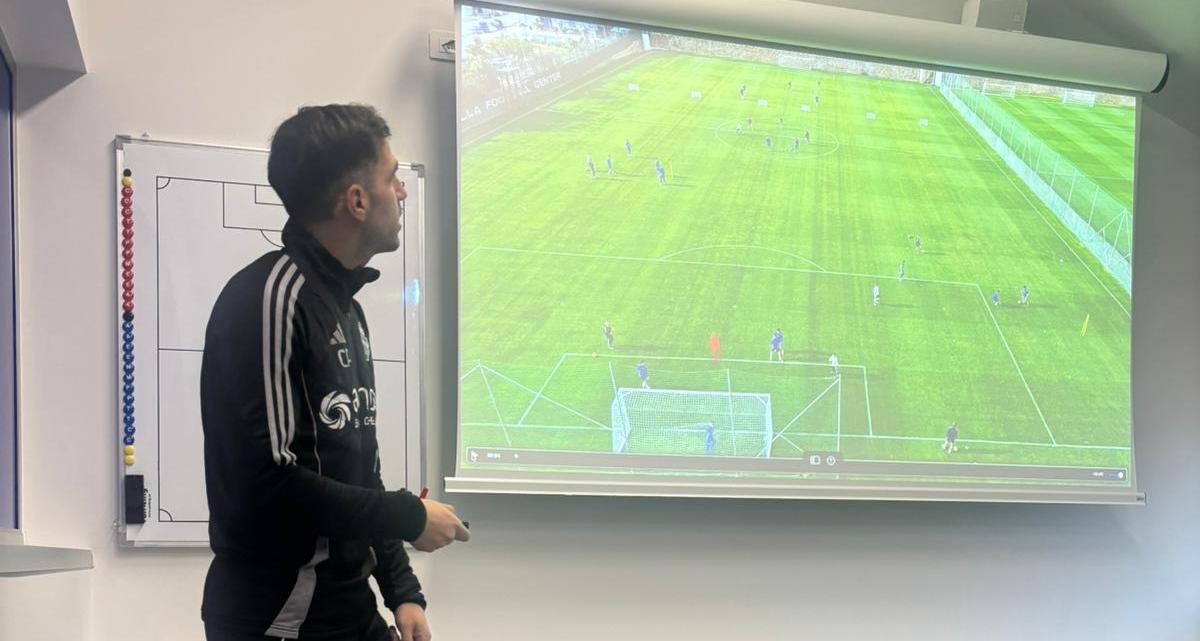 Gli allievi del Master UEFA Pro a lezione da Cesc Fabregas: due giorni di stage al Como 1907
