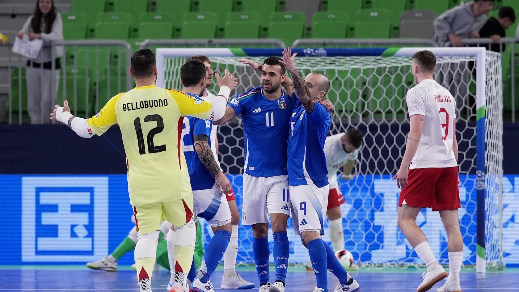 Futsal EURO 2026, l’Italia c’è e batte un colpo: 4-0 alla Polonia. Samperi: “Volevamo vincere a tutti i costi”