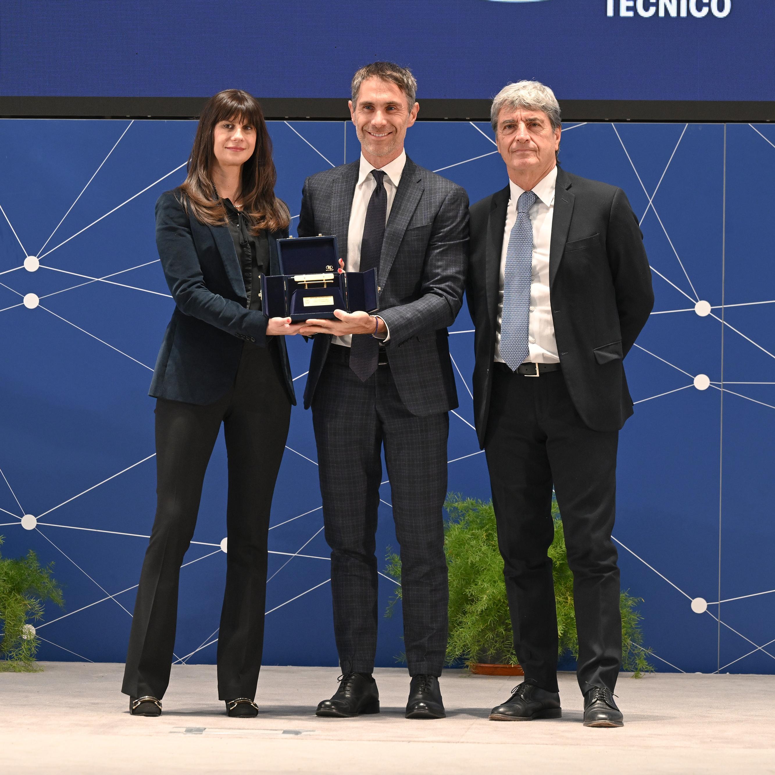 Ad Antonio Cincotta la Panchina d'Oro per la Serie B Femminile: “Un premio dedicato a Rocco Commisso”