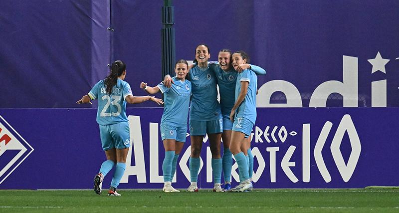 Serie A Women Athora - Il Napoli vola sulle ali della coppia Banusic-Fløe: 2-1 alla Fiorentina e 4° posto in classifica