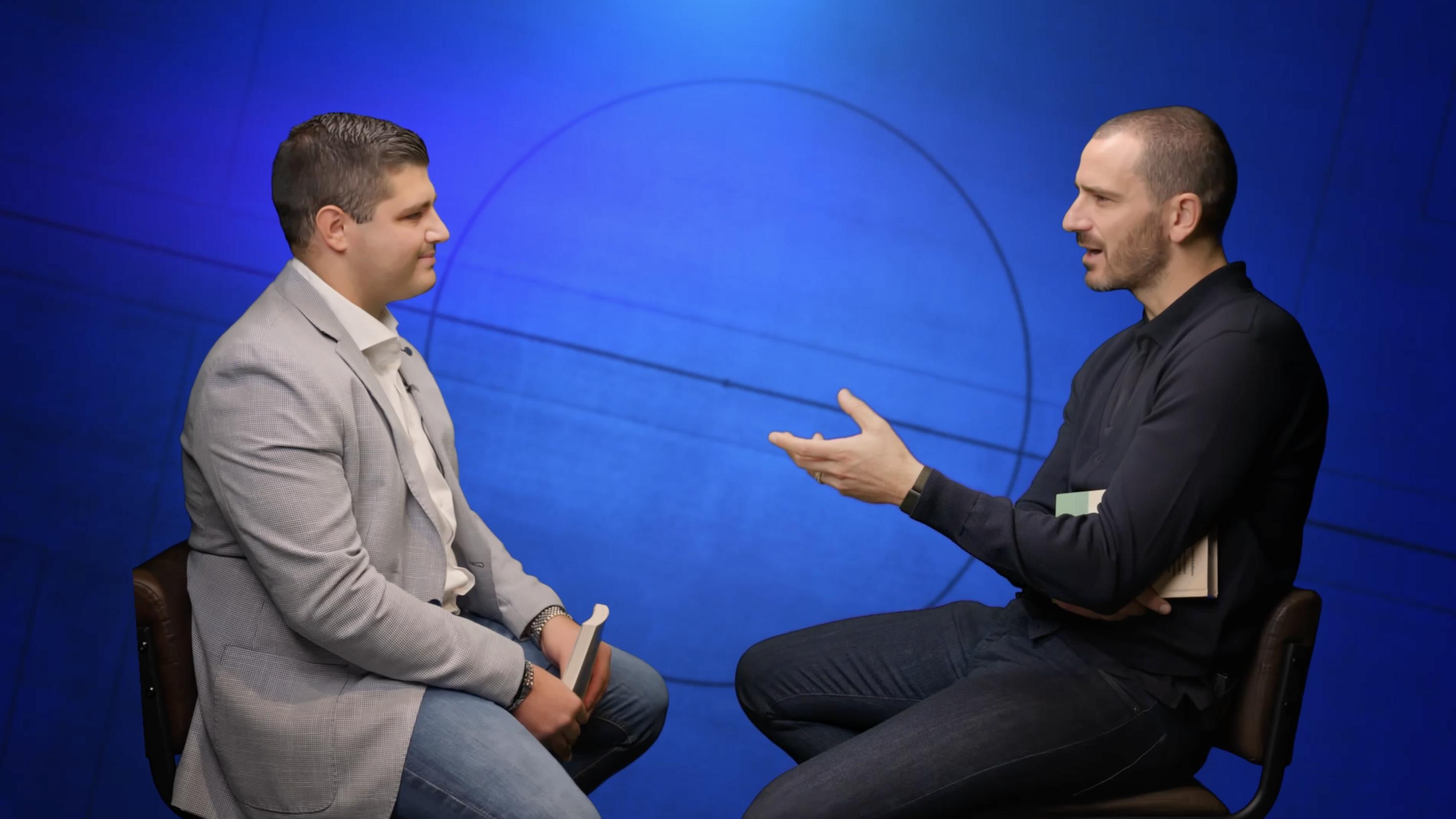 Online la nuova puntata di ‘Speak Out!’, Bonucci e Cazzato contro il bullismo