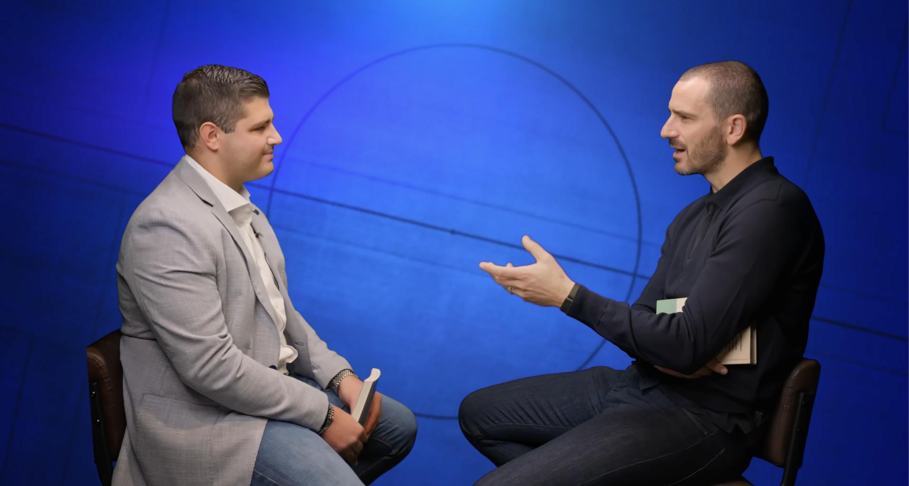 Online la nuova puntata di ‘Speak Out!’, Bonucci e Cazzato contro il bullismo