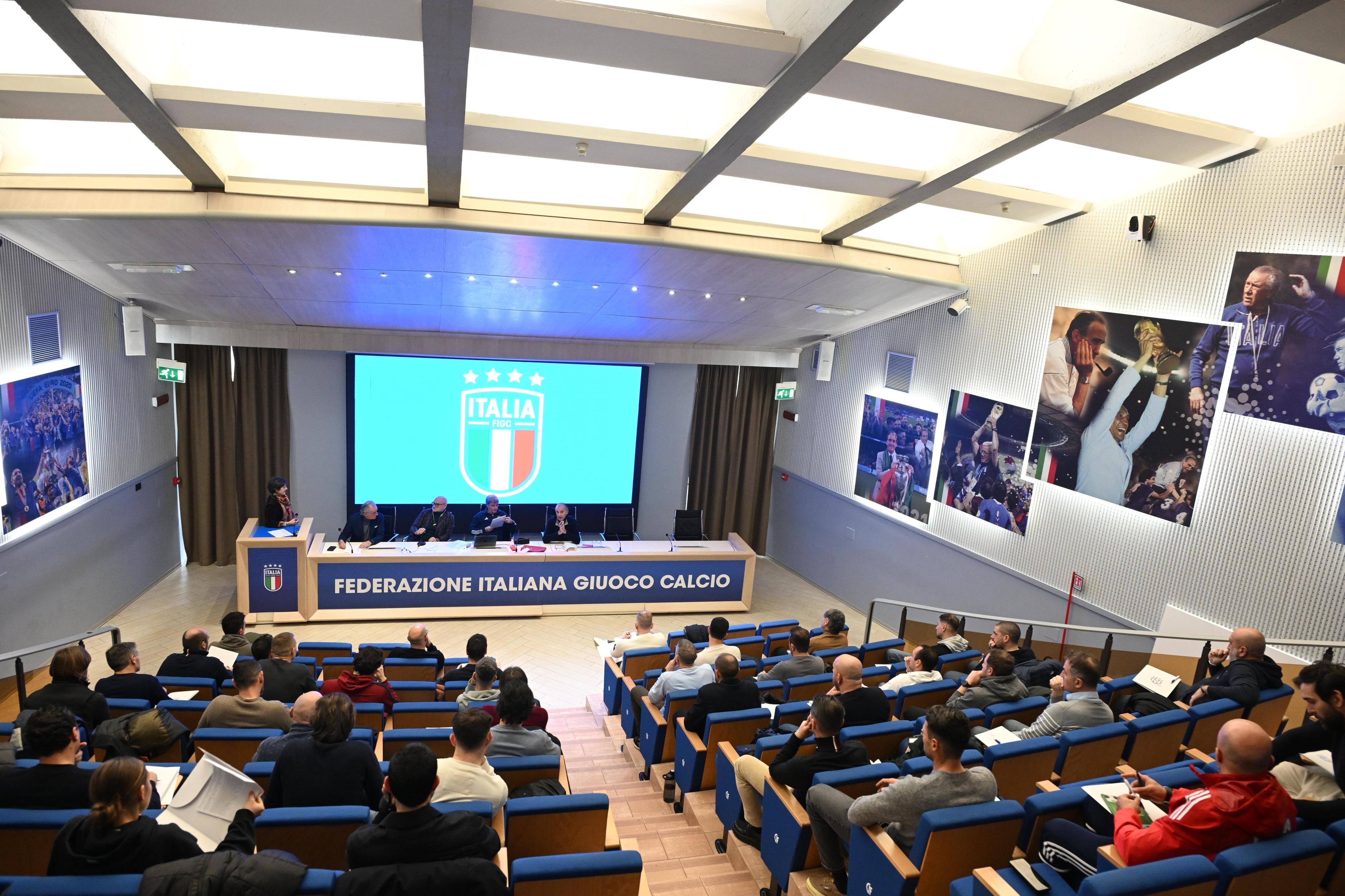Inaugurati a Coverciano i nuovi corsi per allenatore UEFA A, per osservatore e per preparatore atletico