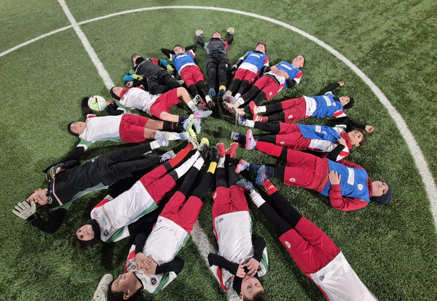 La Puglia del Calcio si colora: il successo della Giornata dei Calzini Spaiati