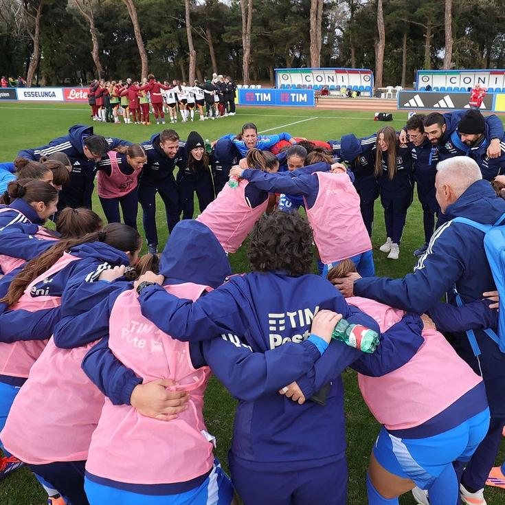 Doppio esame di francese per le Azzurrine, 22 convocate per le amichevoli in programma a Clairefontaine