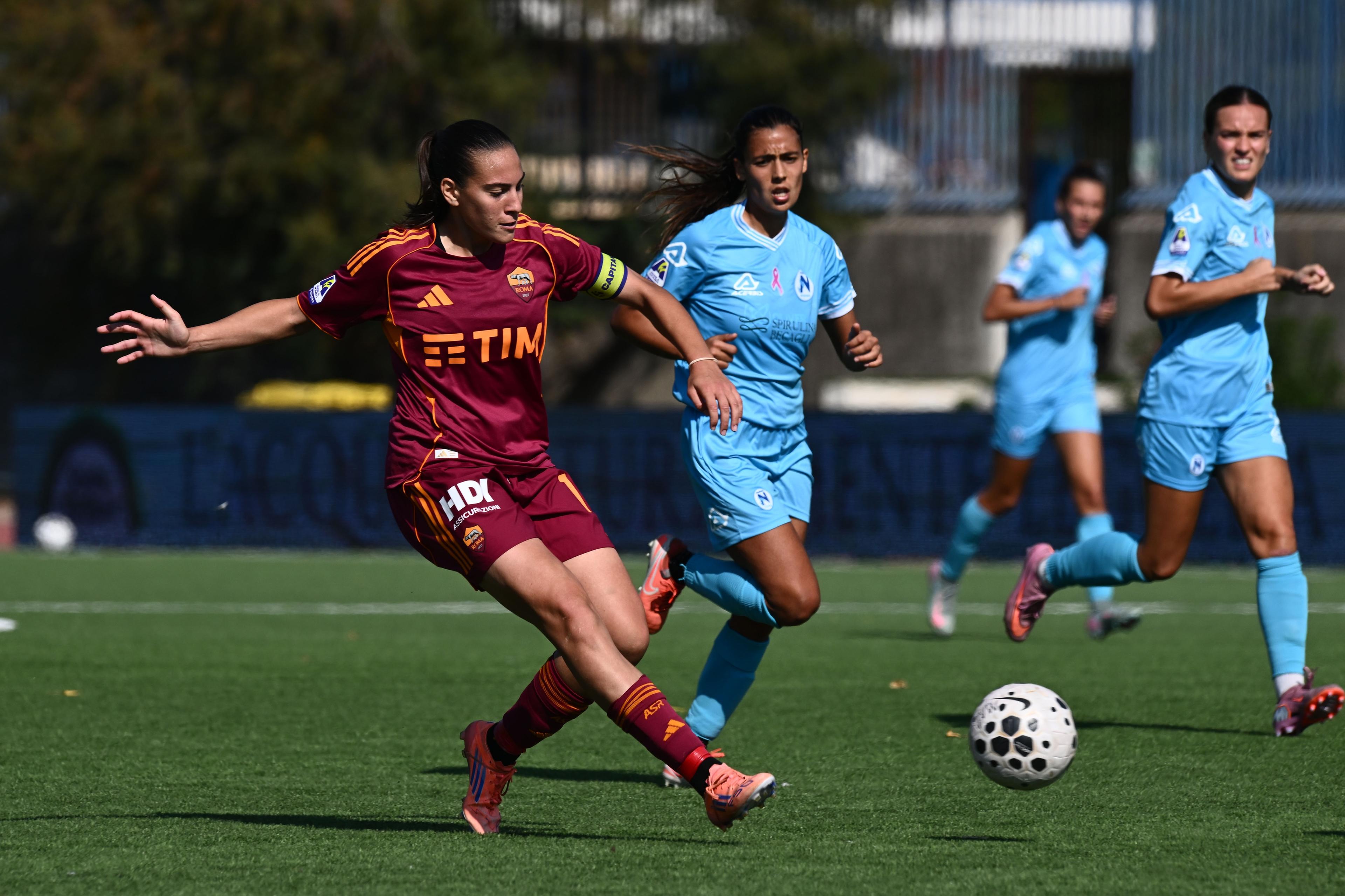 Roma-Napoli Women il big match, la Juventus ospita la Lazio aspettando la Champions. Tramezzani debutta a Como