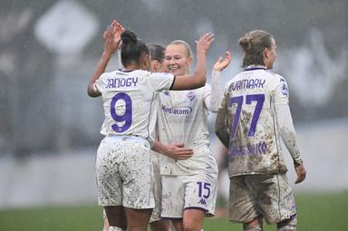 Hurrà Fiorentina contro il Milan, sorride pure il Como. Colpo salvezza della Ternana: 3-1 al Genoa