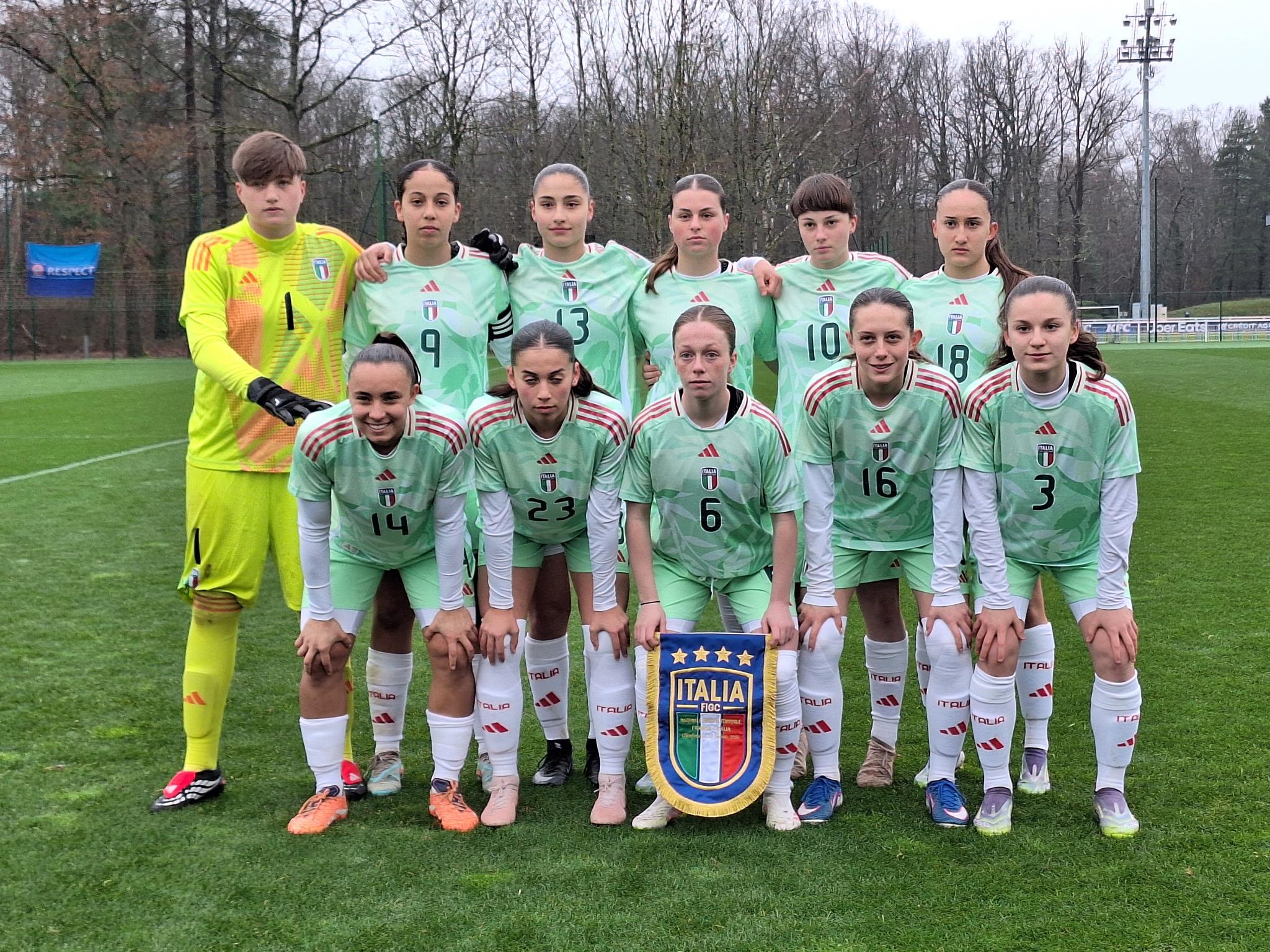 Si apre con un successo di prestigio il 2026 delle Azzurrine, Francia battuta con i gol di Mosciatti e Iiriti