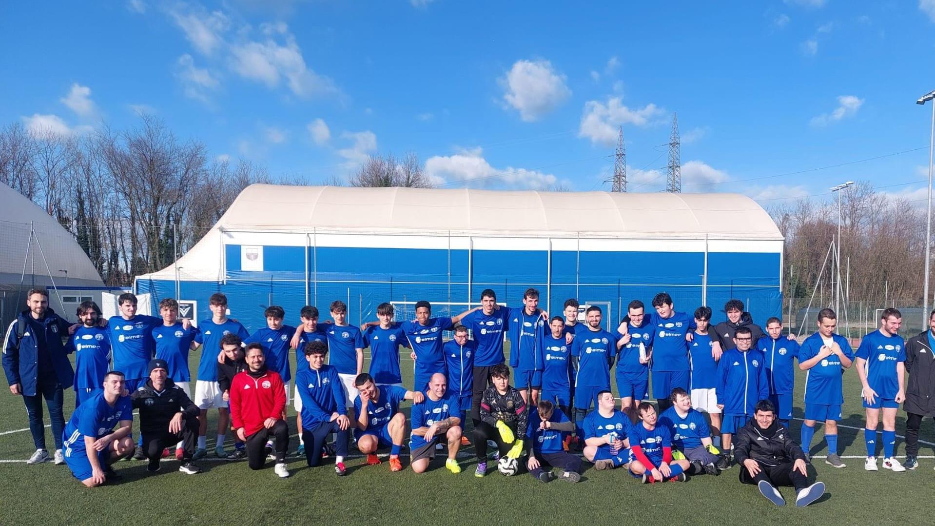 Oltre il campo, il valore dell’unicità: la Lombardia celebra la Giornata dei Calzini Spaiati