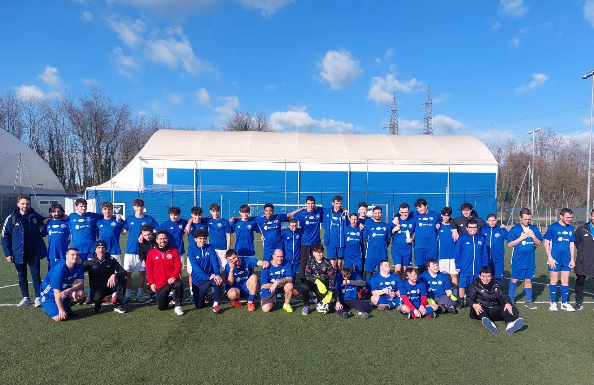 Oltre il campo, il valore dell’unicità: la Lombardia celebra la Giornata dei Calzini Spaiati