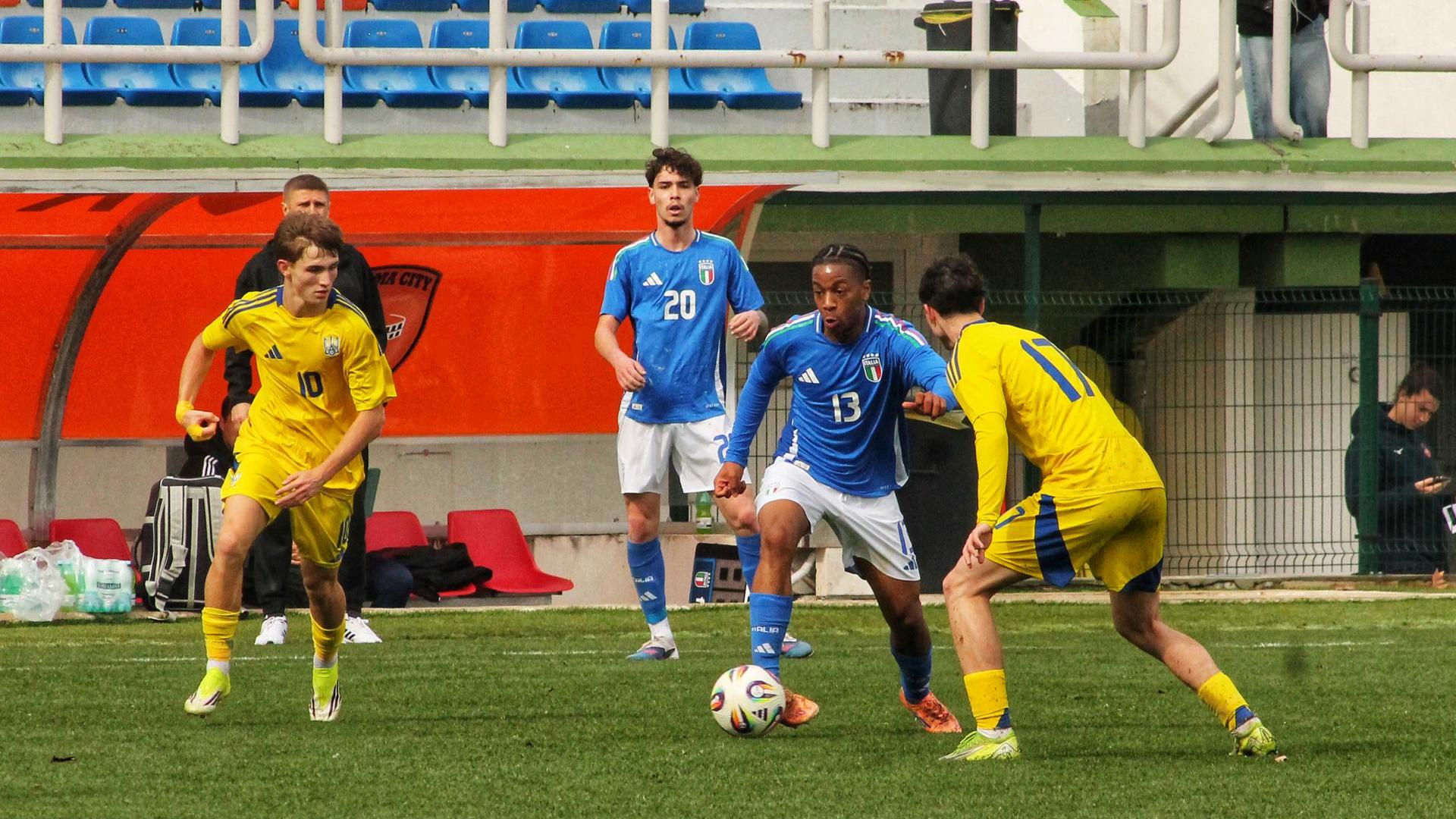 Azzurrini beaten 1-0 by Ukraine in Riano. Coach Favo commented after the game, “We lacked some finishing ability”, highlighting how the team created chances but were unable to convert them.