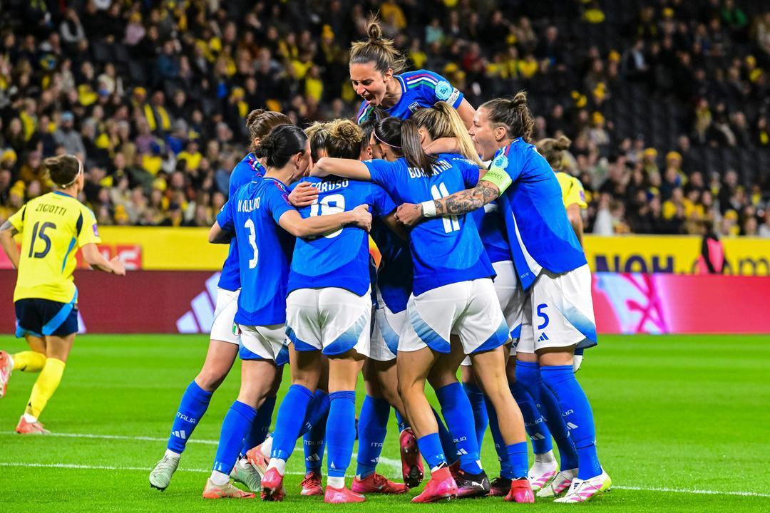 Italia-Danimarca: Qualificazioni al Campionato Mondiale Femminile – Richiesta Biglietti Gratuiti