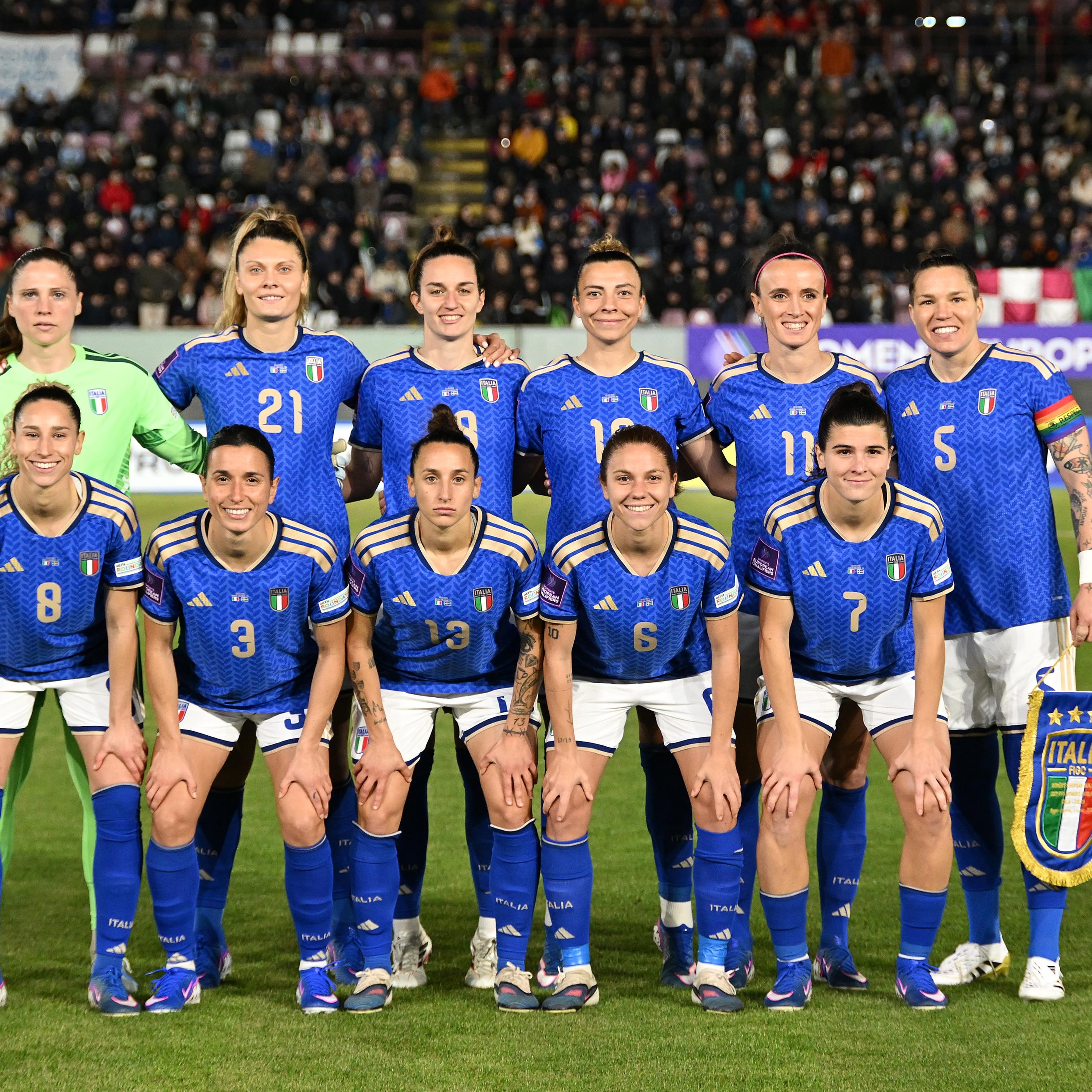 Dal calore ricevuto a Reggio Calabria alla spinta di Vicenza: le Azzurre sono già proiettate sui 90’ di sabato con la Danimarca