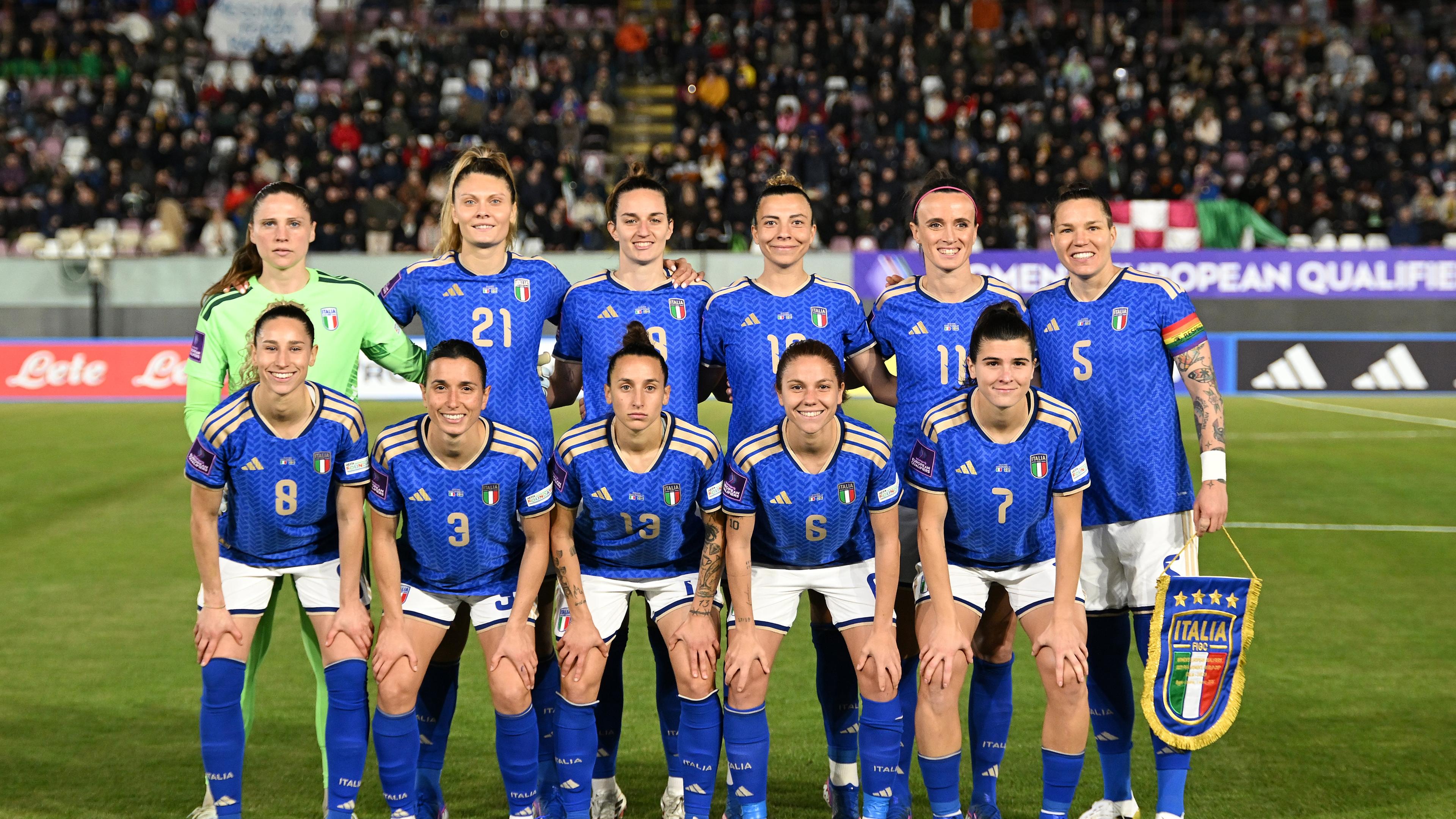 Dal calore ricevuto a Reggio Calabria alla spinta di Vicenza: le Azzurre sono già proiettate sui 90’ di sabato con la Danimarca