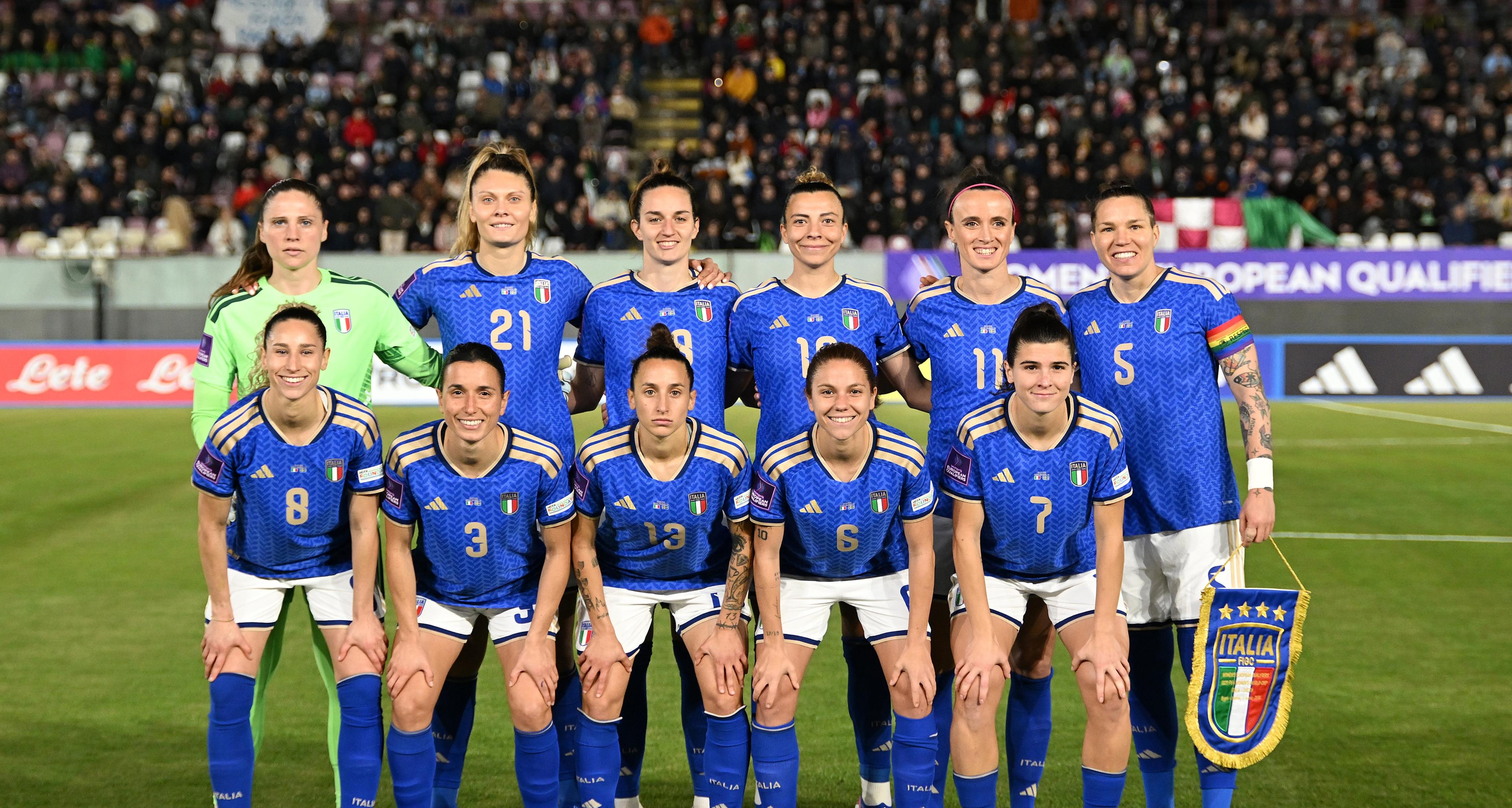 Dal calore ricevuto a Reggio Calabria alla spinta di Vicenza: le Azzurre sono già proiettate sui 90’ di sabato con la Danimarca