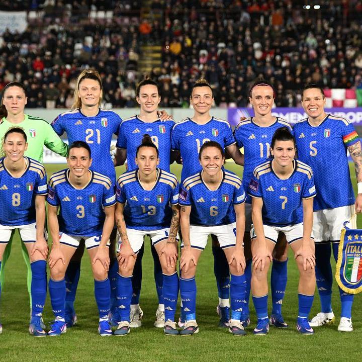 From the warm welcome in Reggio Calabria to the support of Vicenza: the Azzurre are already focused on Saturday’s 90 minutes against Denmark