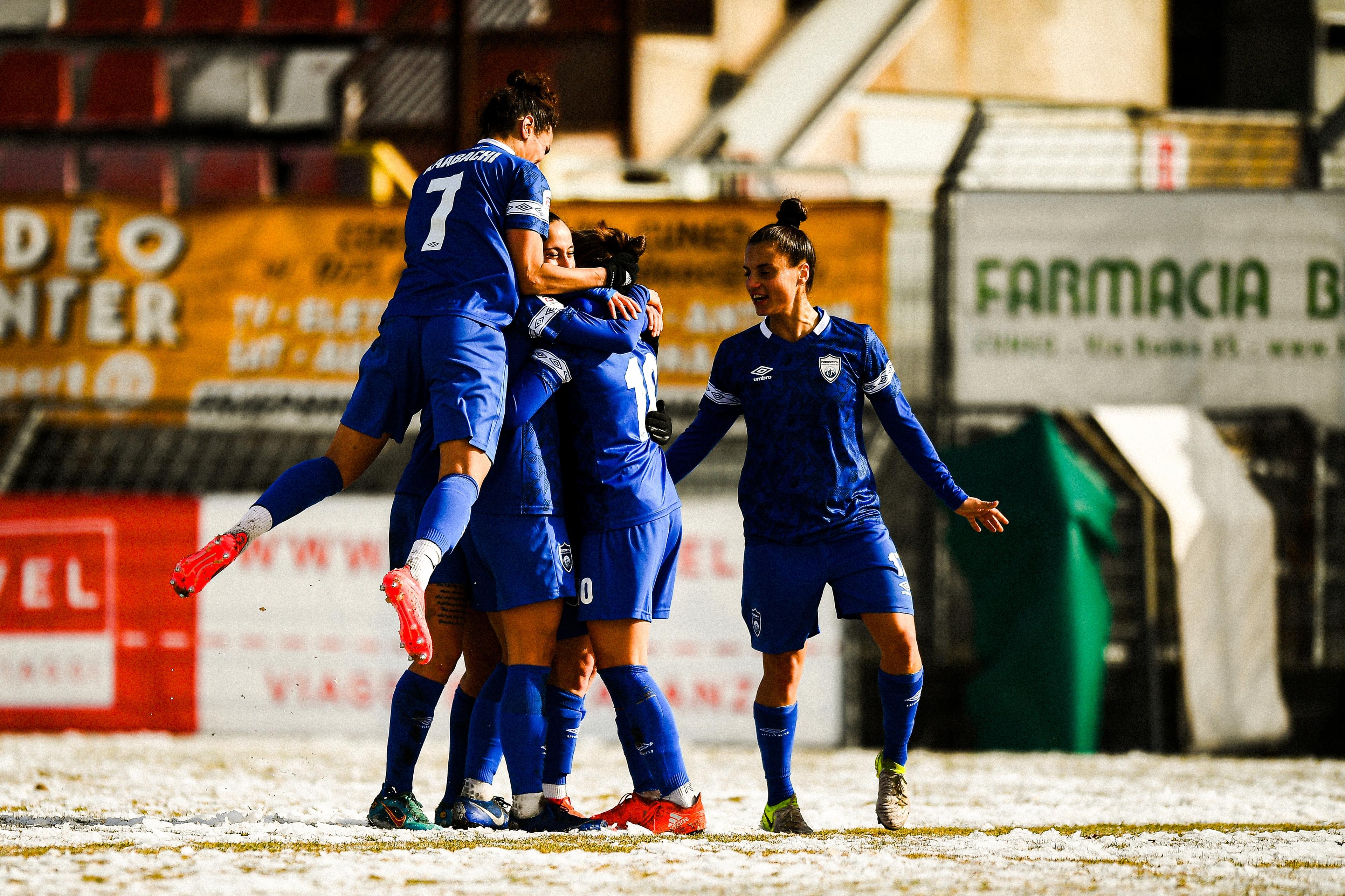 Riparte la volata promozione: il Como 1907 ospita il Brescia, insidia Freedom per il Lumezzane