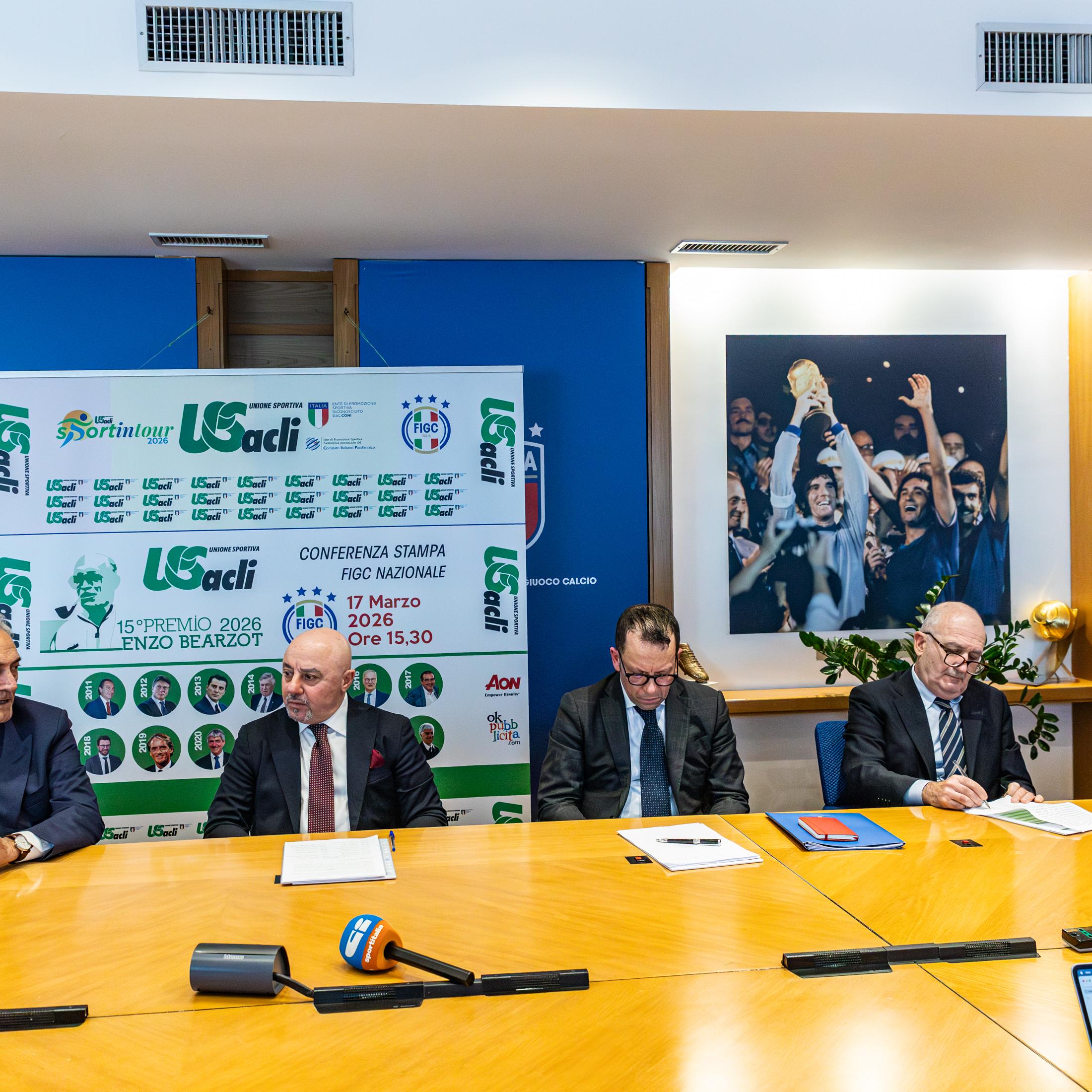 Cesc Fabregas vince la 15ª edizione del Premio Bearzot. Gravina: “Con lui premiamo qualità e formazione”