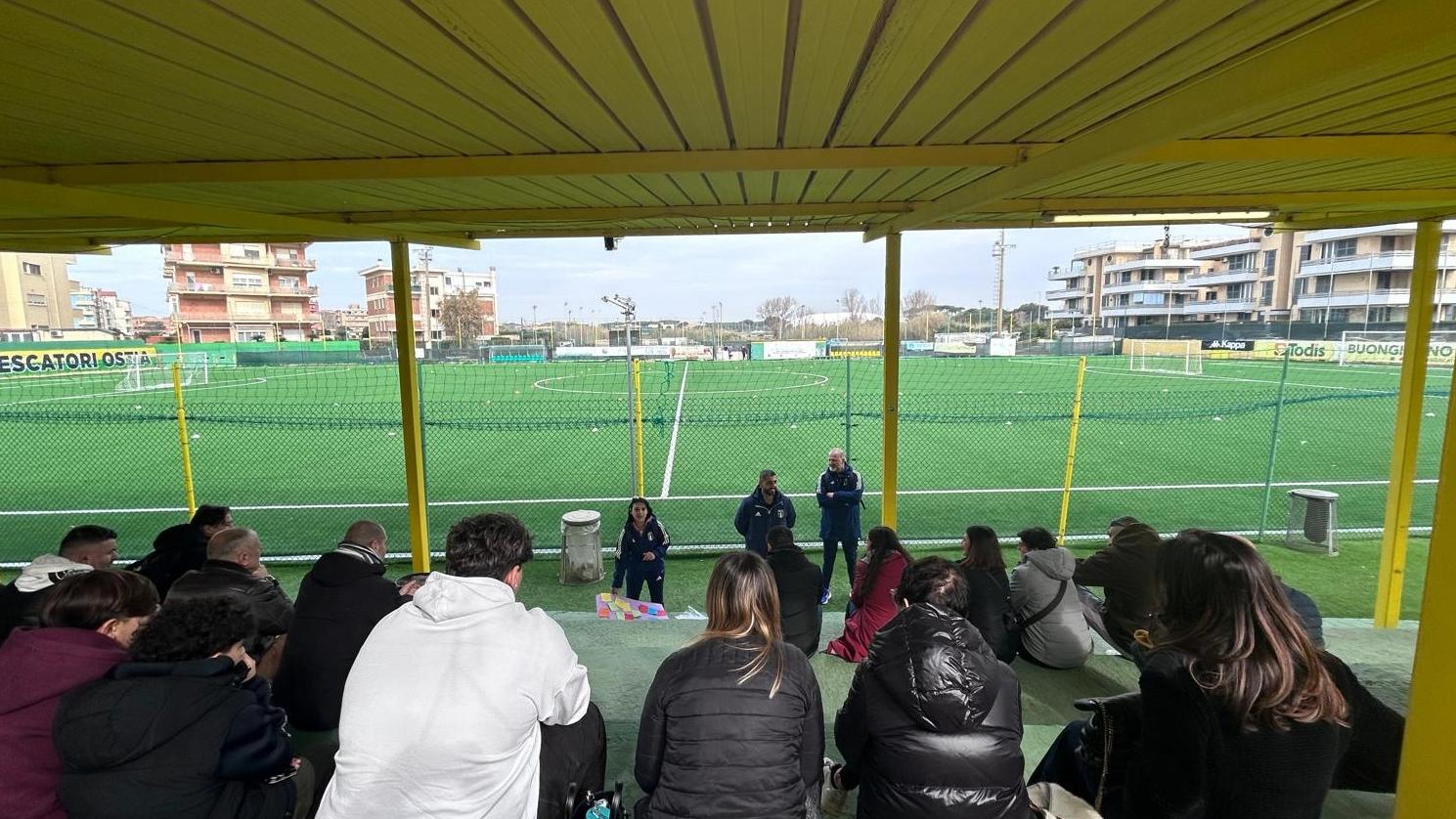 Genitori+ scende in campo a Ostia dopo una gara di Under 13 Elite