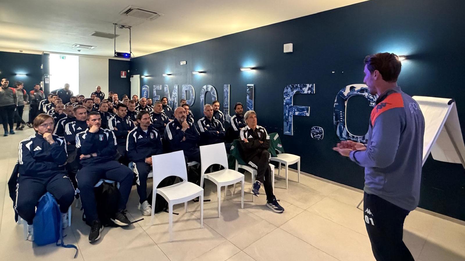 Gli allievi del corso UEFA A all’Empoli: una giornata di stage con la squadra Primavera