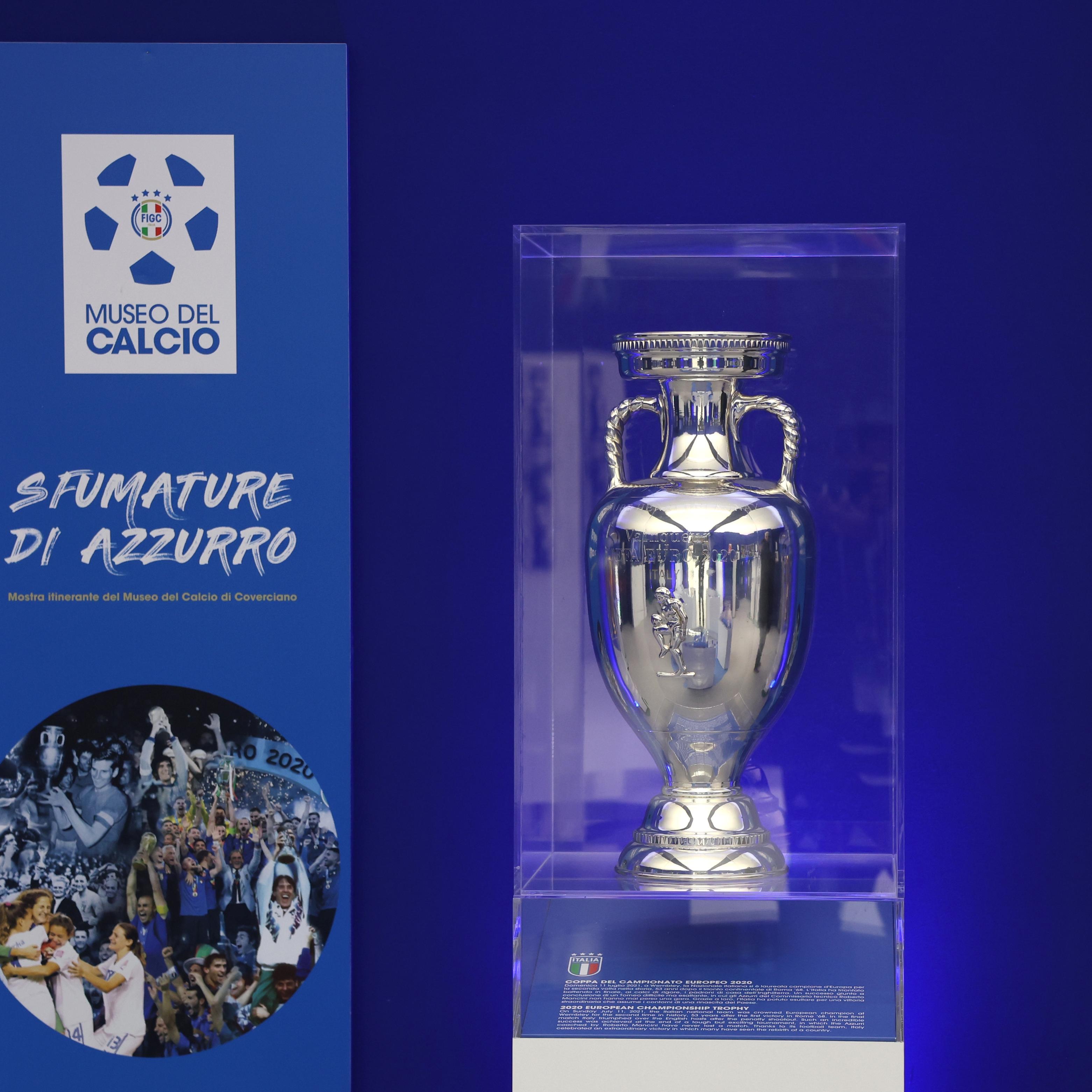 ‘Sfumature d’Azzurro’ arriva a Bergamo: dal 23 al 27 marzo in mostra i cimeli del Museo del Calcio di Coverciano