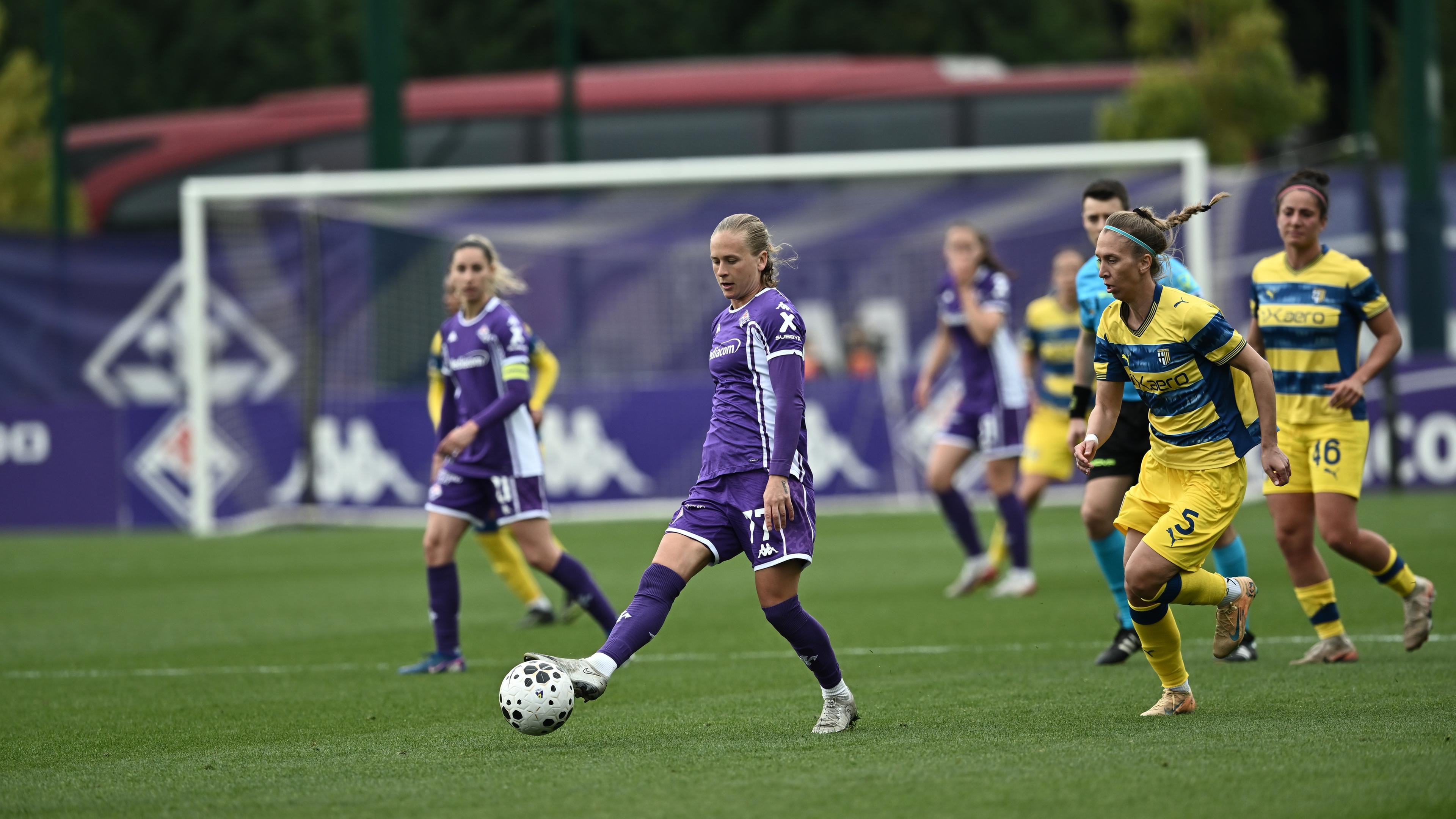 La Fiorentina pareggia con il Parma e spreca un’occasione, 1-1 tra Ternana e Sassuolo, Milan-Como solo 0-0