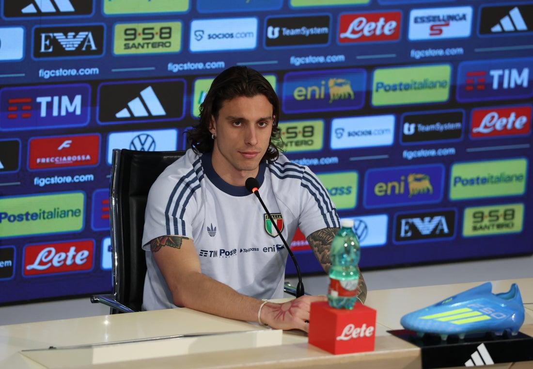 La ricetta di Calafiori per battere l’Irlanda del Nord: “Pensiamo positivo, dobbiamo essere leggeri e concentrati”