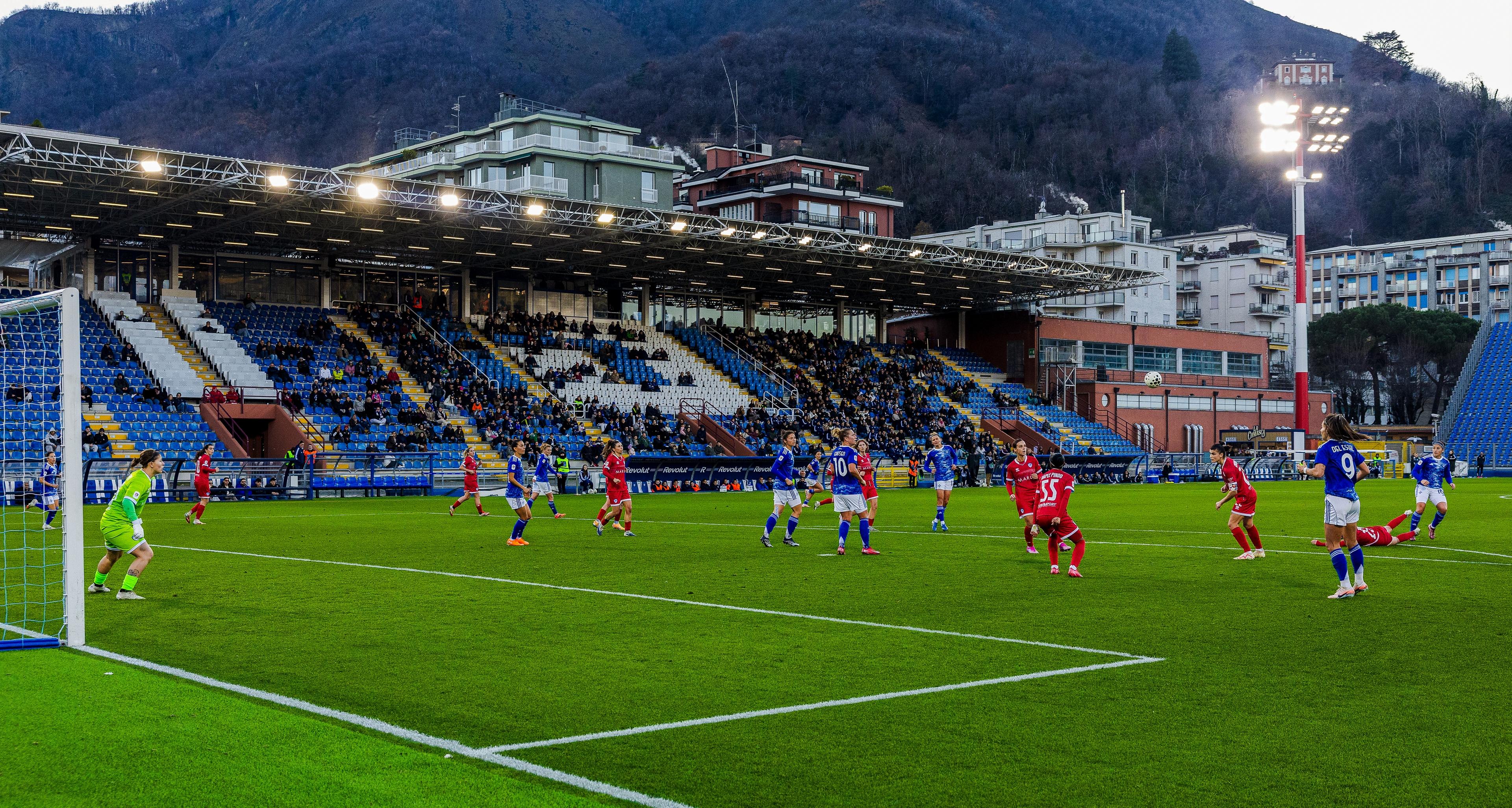 Il ‘Sinigaglia’ riapre le porte alla Serie B Femminile: sabato 4 aprile alle ore 15 il big match Como 1907-Cesena