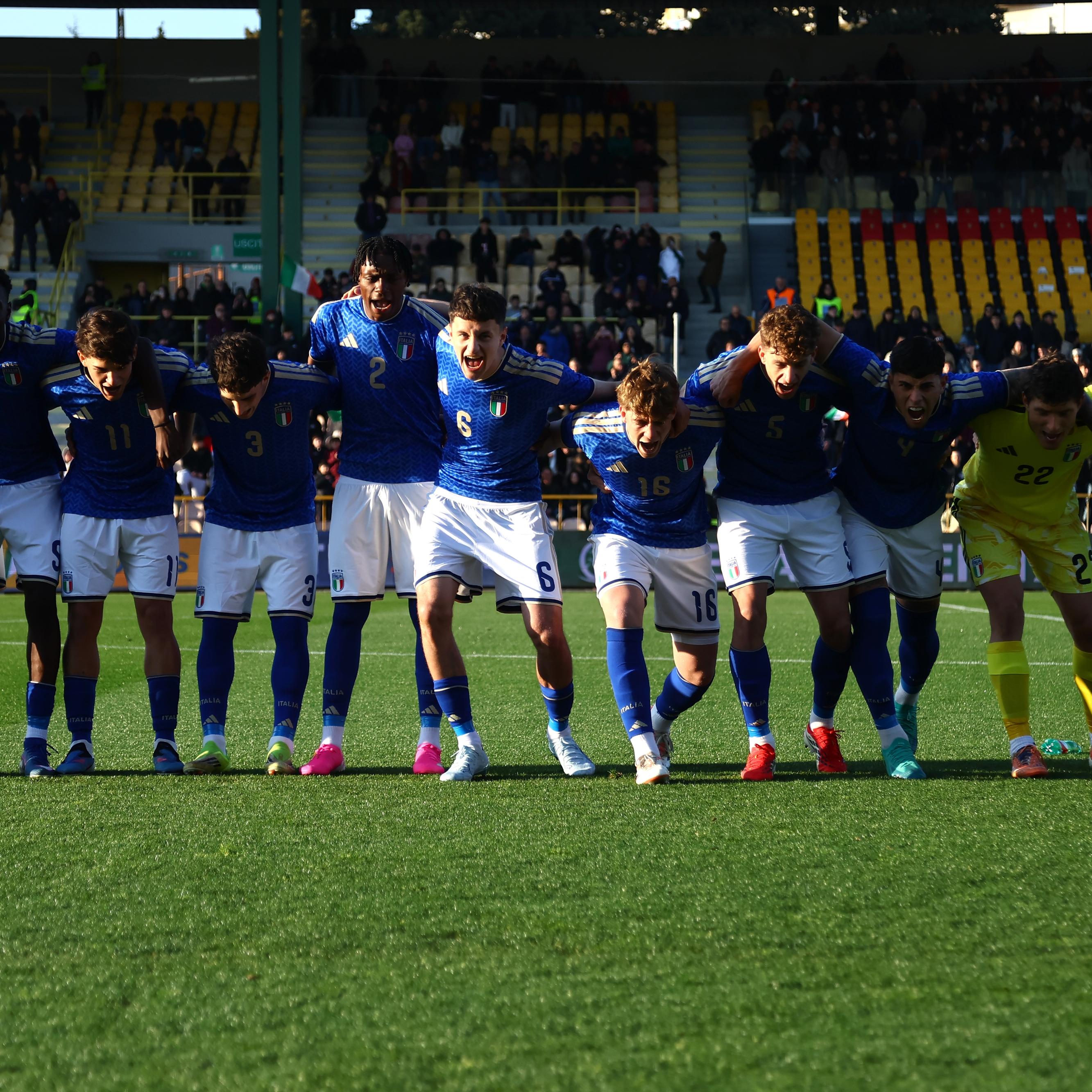 Martedì Turchia-Italia, febbre azzurra a Catanzaro: già 2.700 tifosi per la partita che vale la qualificazione all’Europeo