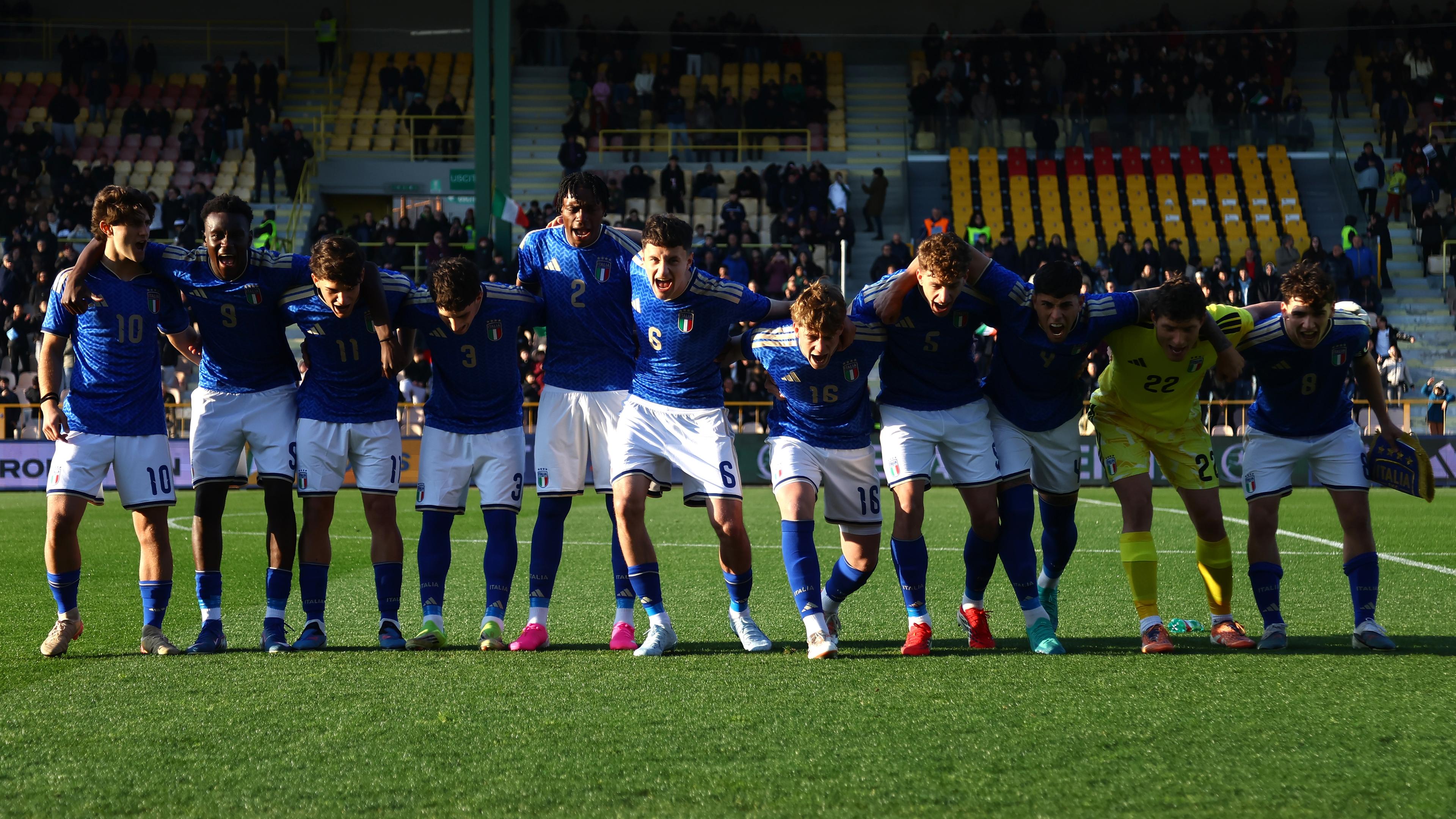 Martedì Turchia-Italia, febbre azzurra a Catanzaro: già 2.700 tifosi per la partita che vale la qualificazione all’Europeo