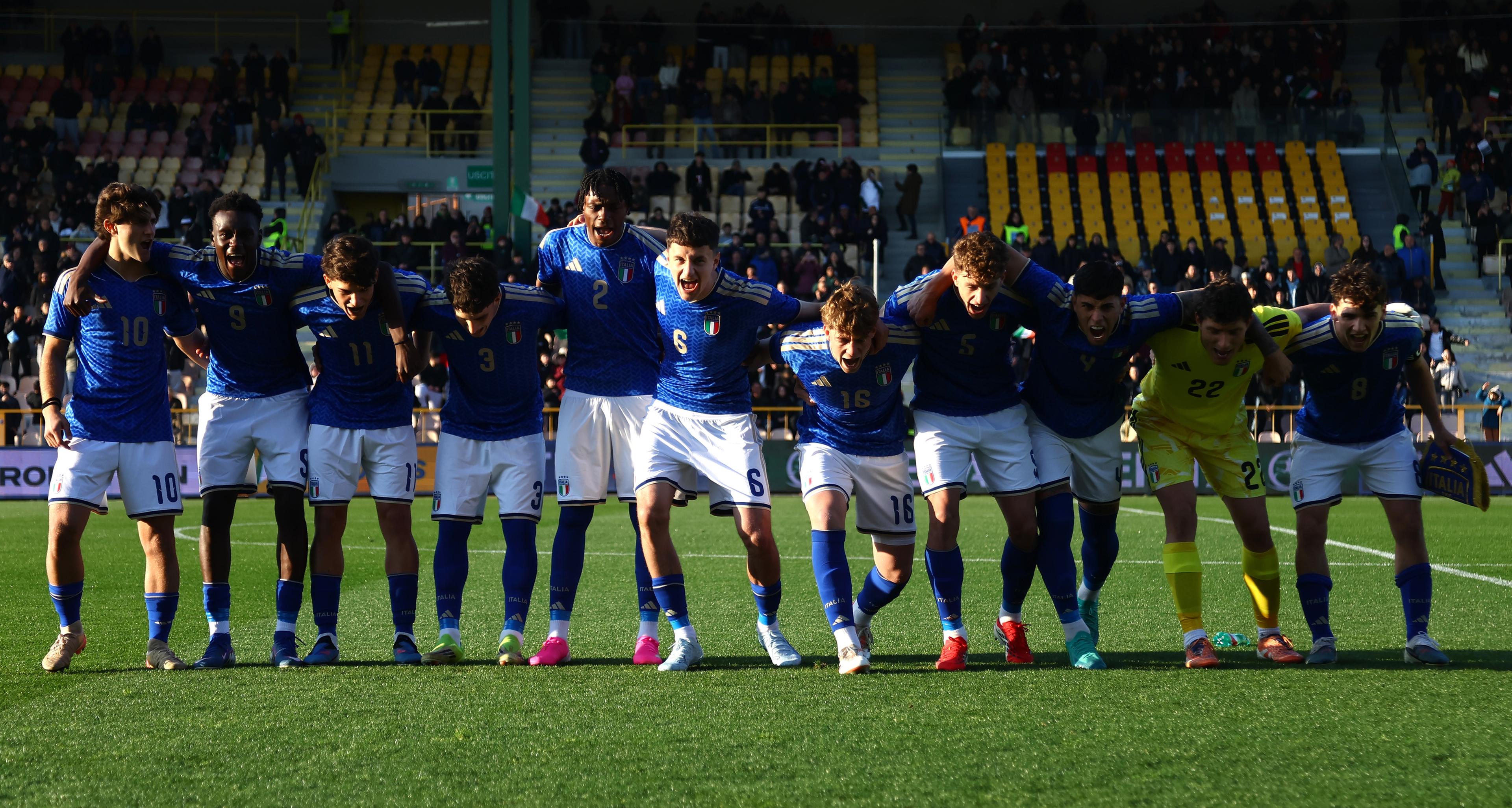 Martedì Turchia-Italia, febbre azzurra a Catanzaro: già 2.700 tifosi per la partita che vale la qualificazione all’Europeo
