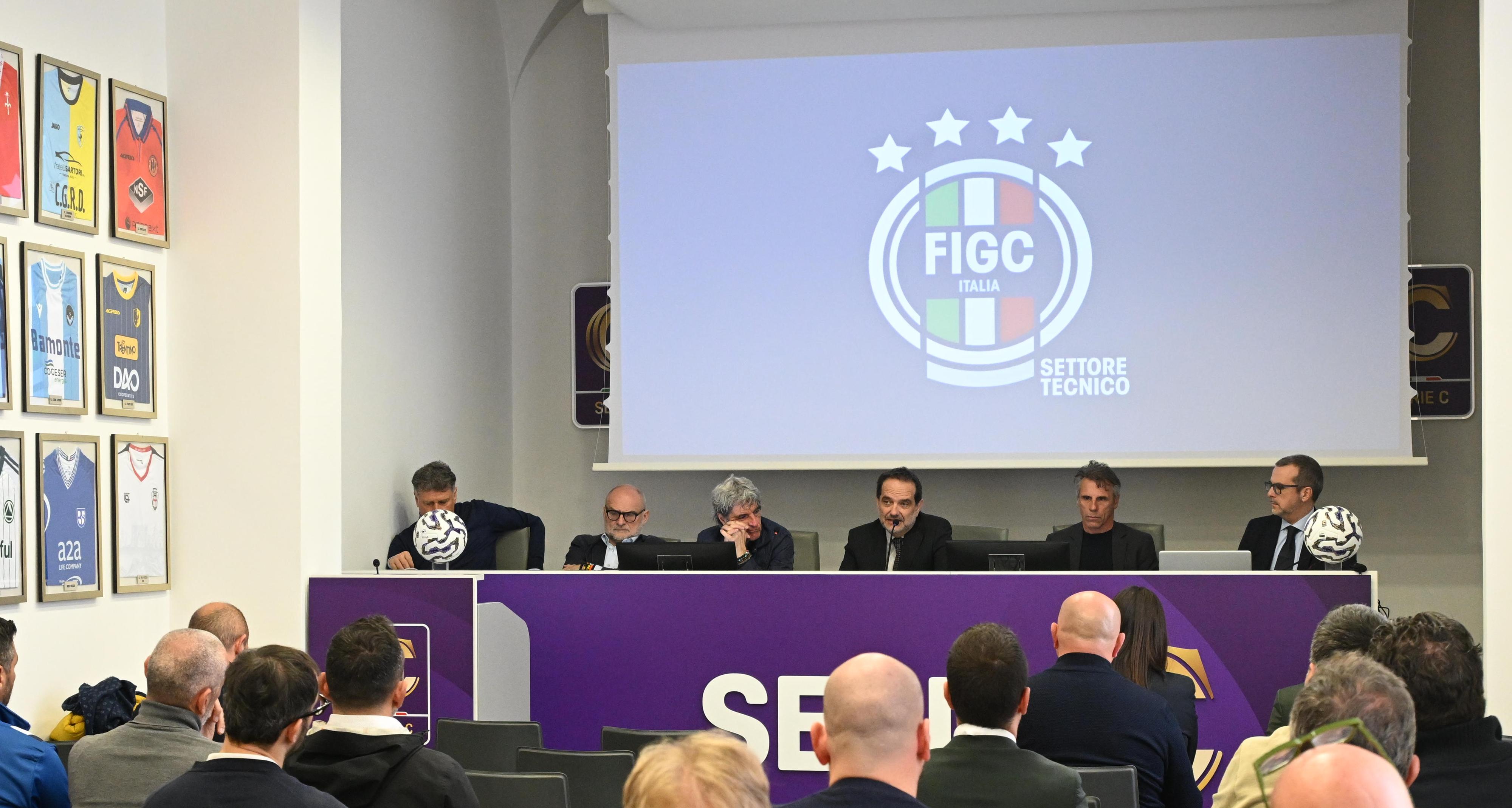 Distinctif Fédération Italienne Football – Bertoni Milano – Vintage