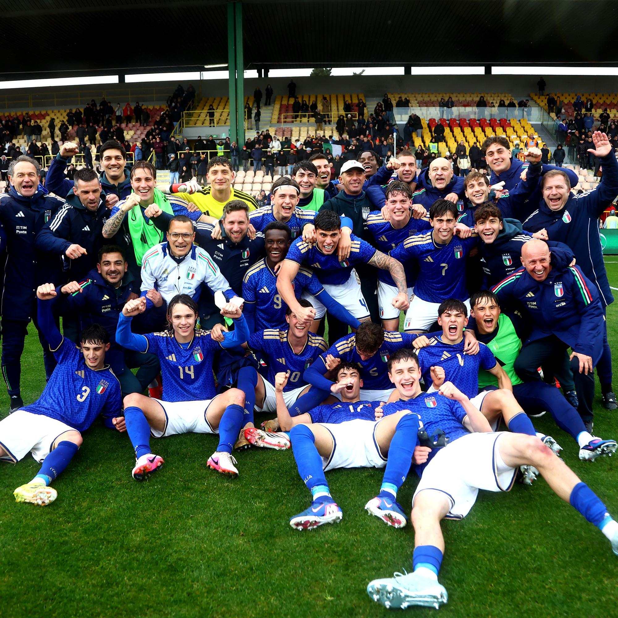 L’Italia vola alla fase finale dell’Europeo: basta l’1-1 con la Turchia, Catanzaro festeggia con gli Azzurrini