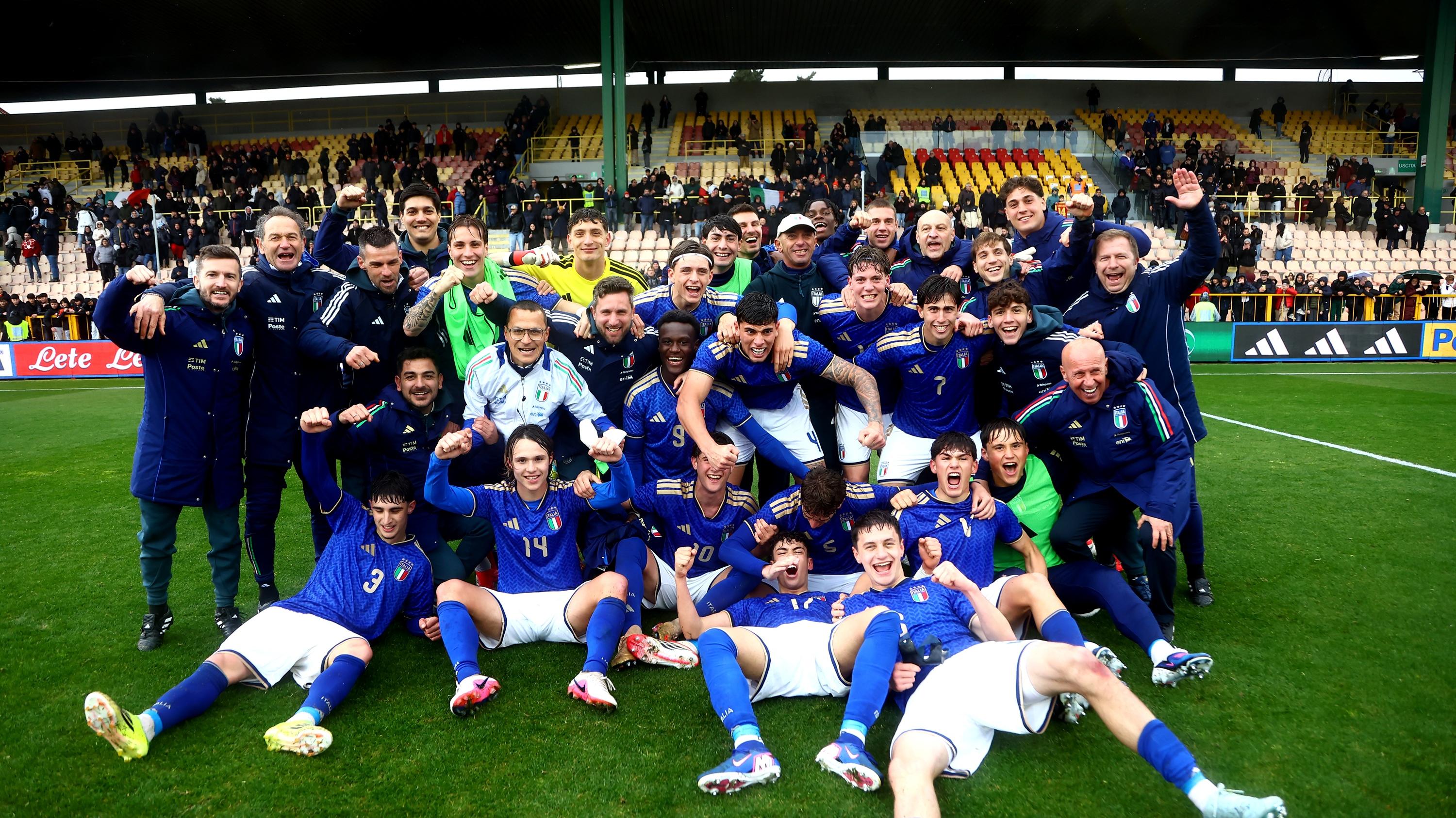 L’Italia vola alla fase finale dell’Europeo: basta l’1-1 con la Turchia, Catanzaro festeggia con gli Azzurrini