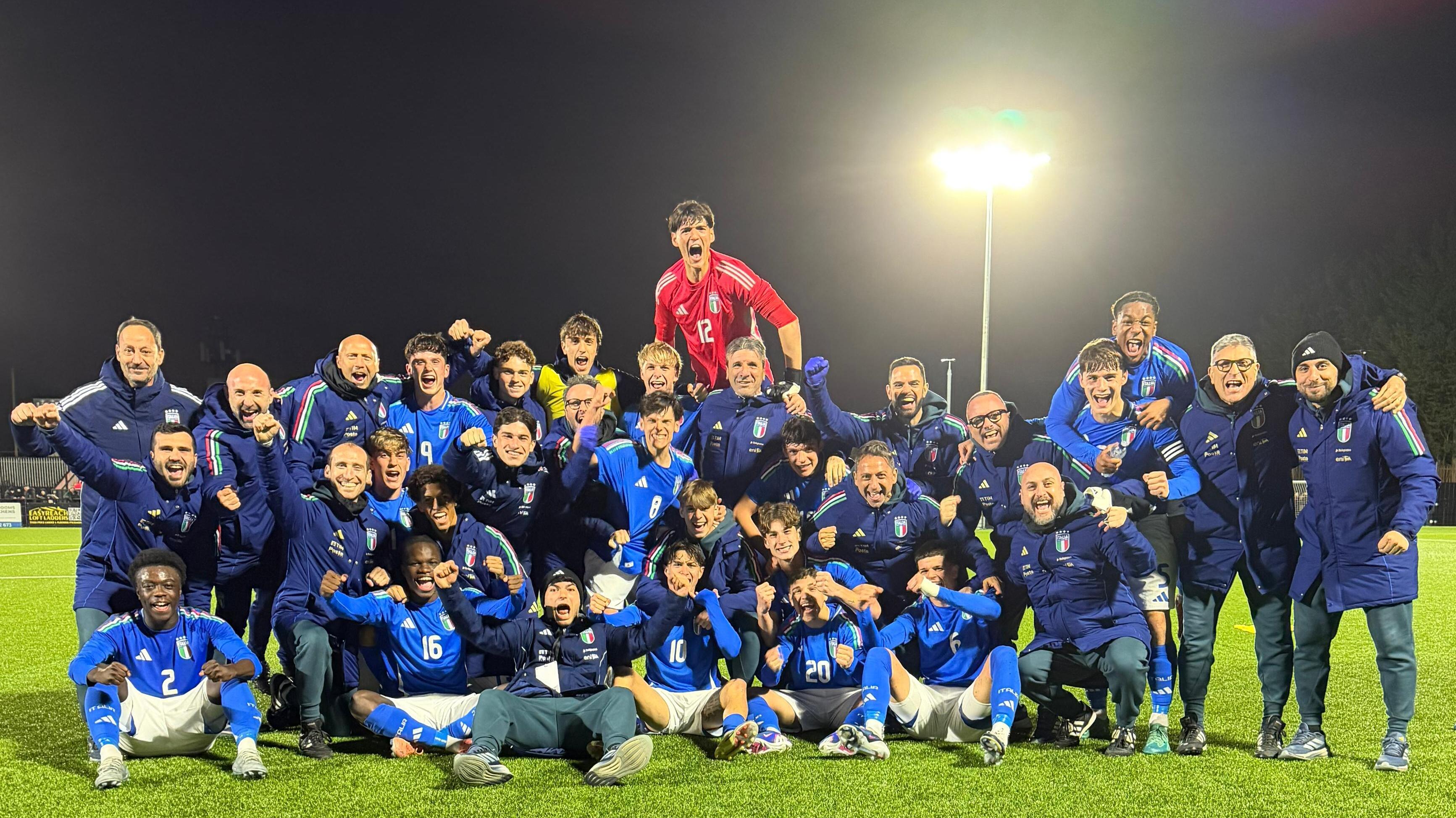 Gli Azzurrini concludono al primo posto: 2-1 all’Irlanda a Glasgow