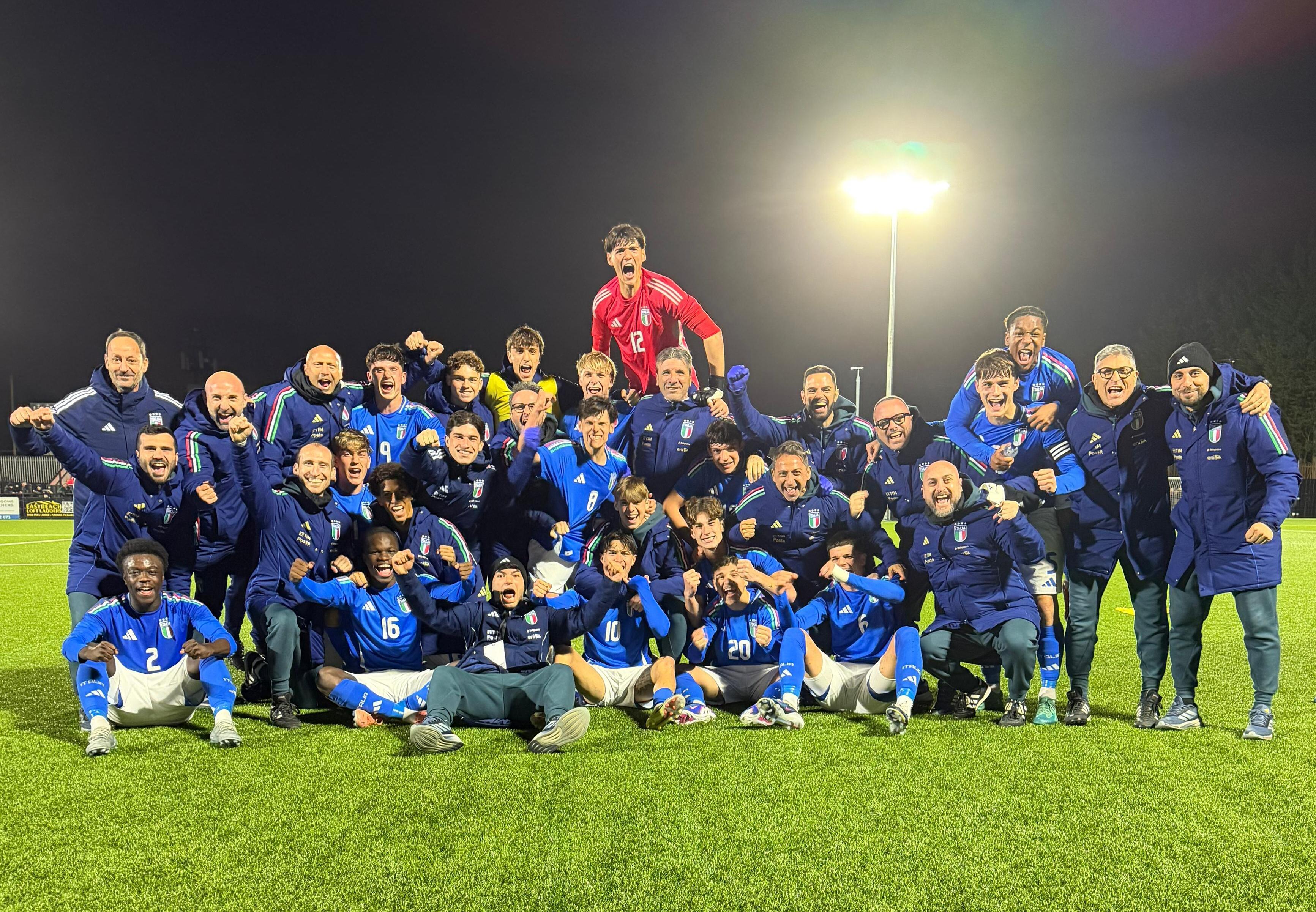 Gli Azzurrini concludono al primo posto: 2-1 all’Irlanda a Glasgow