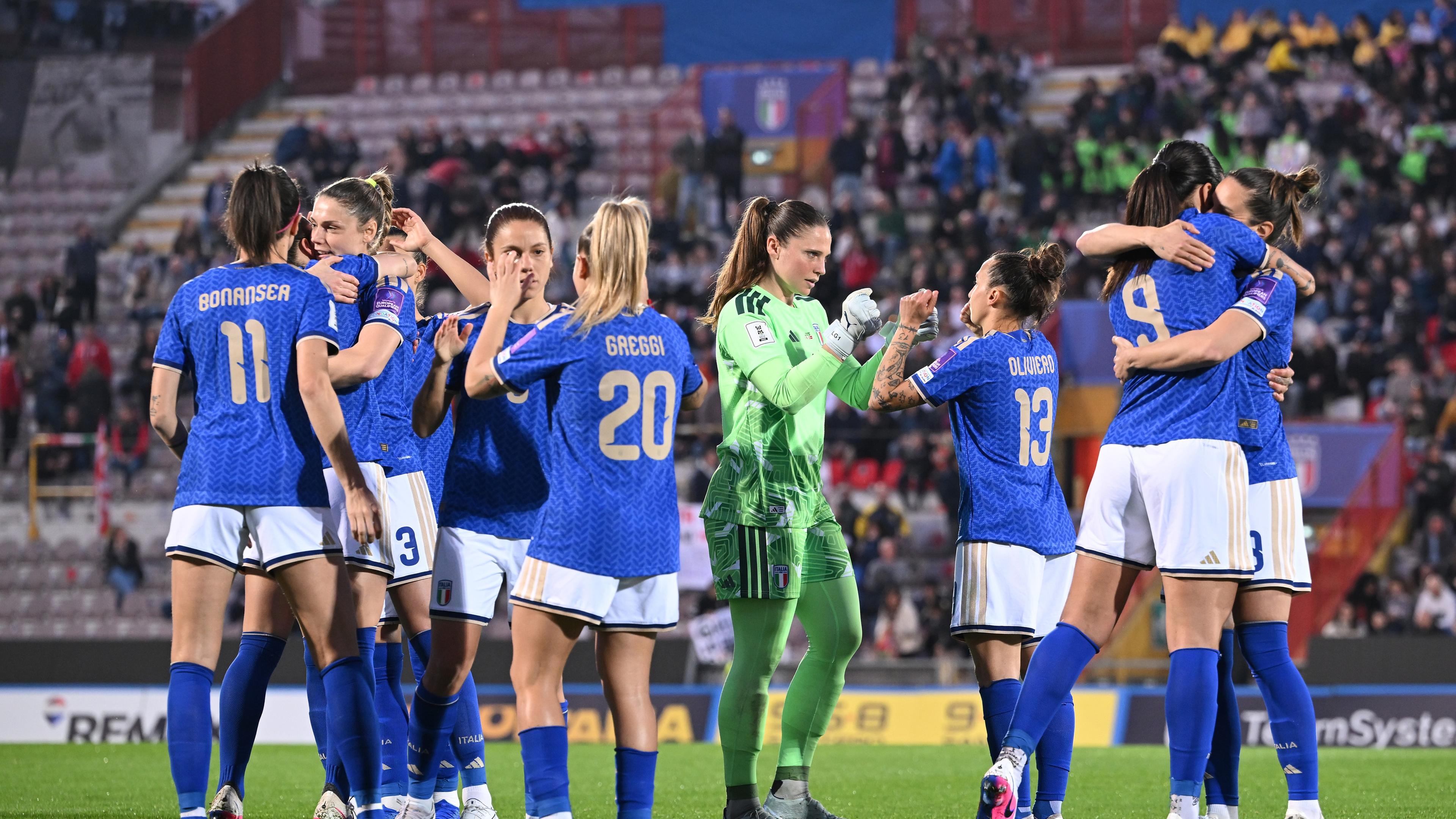Ventisette convocate per le sfide con Serbia e Danimarca: riparte la corsa delle Azzurre verso il Mondiale