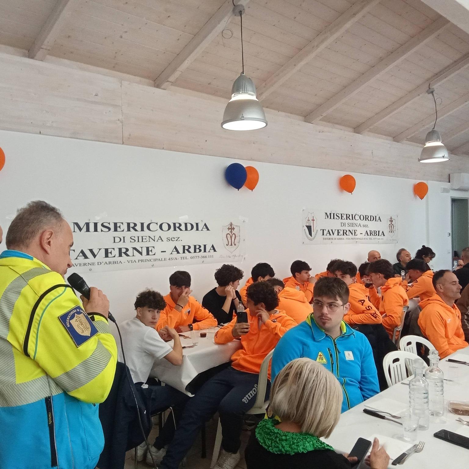 Il volontariato alla Misericordia dei ragazzi dell’Asta 2016