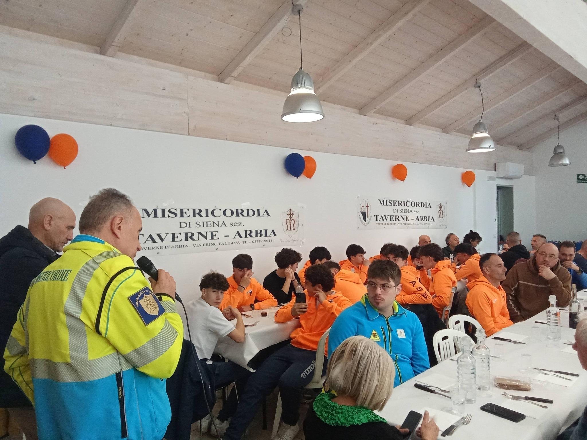 Il volontariato alla Misericordia dei ragazzi dell’Asta 2016