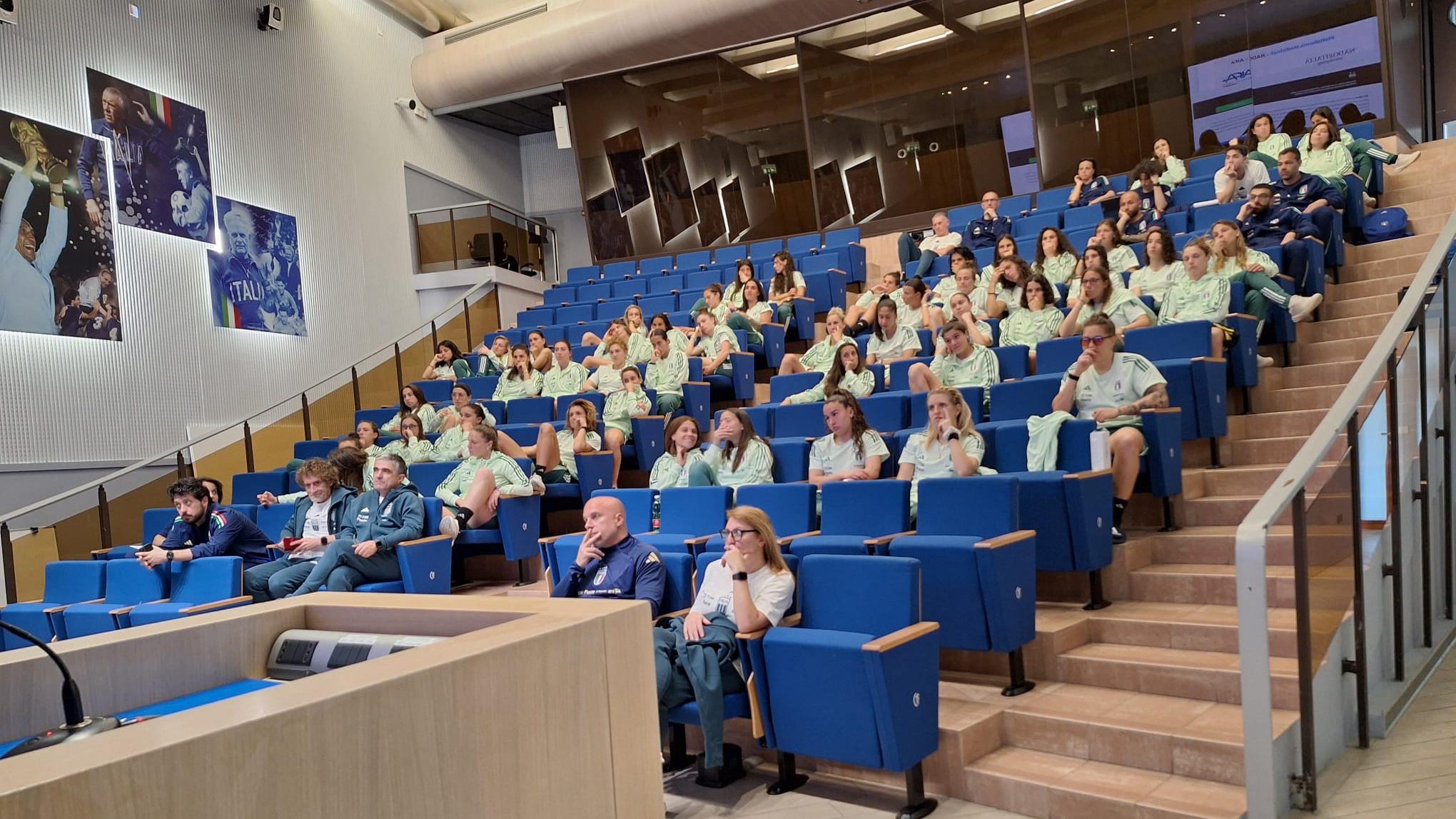 UEFA HatTrick: a Coverciano l’incontro formativo con la Nazionale A e l’Under 23 Femminili