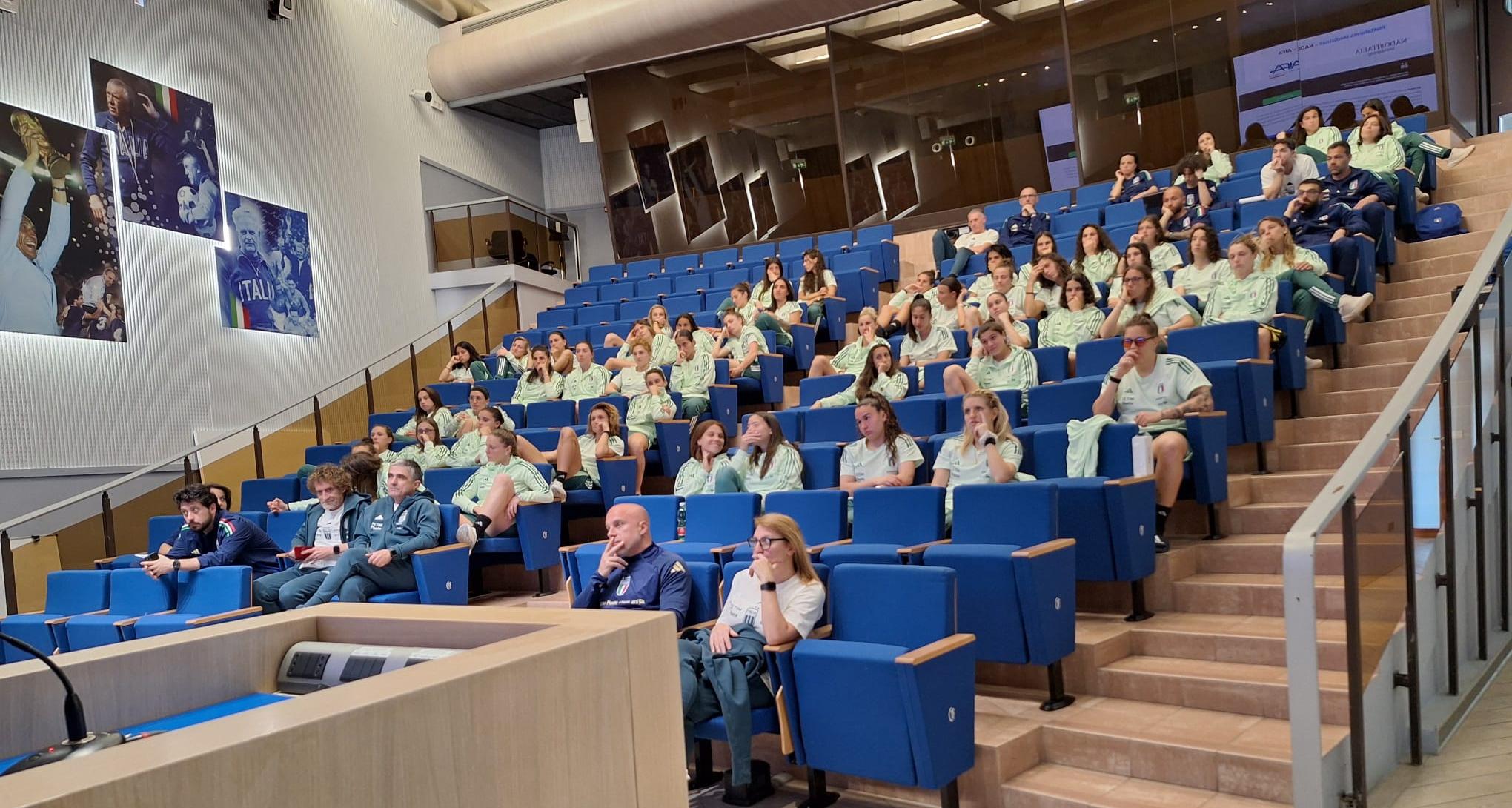 UEFA HatTrick: a Coverciano l’incontro formativo con la Nazionale A e l’Under 23 Femminili