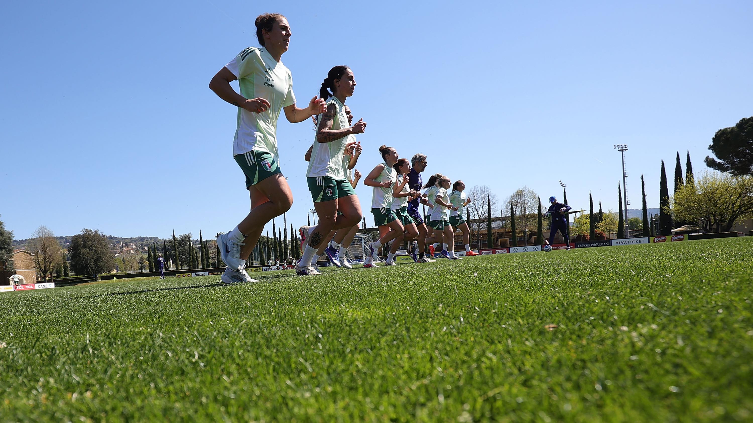 The Azzurre continue their work at Coverciano as they train and talk tactics