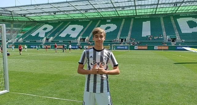 L'emozionante storia di Alessandro della Juventus One: \"2 ore e mezzo di viaggio 2 volte a settimana, per coronare un sogno\"