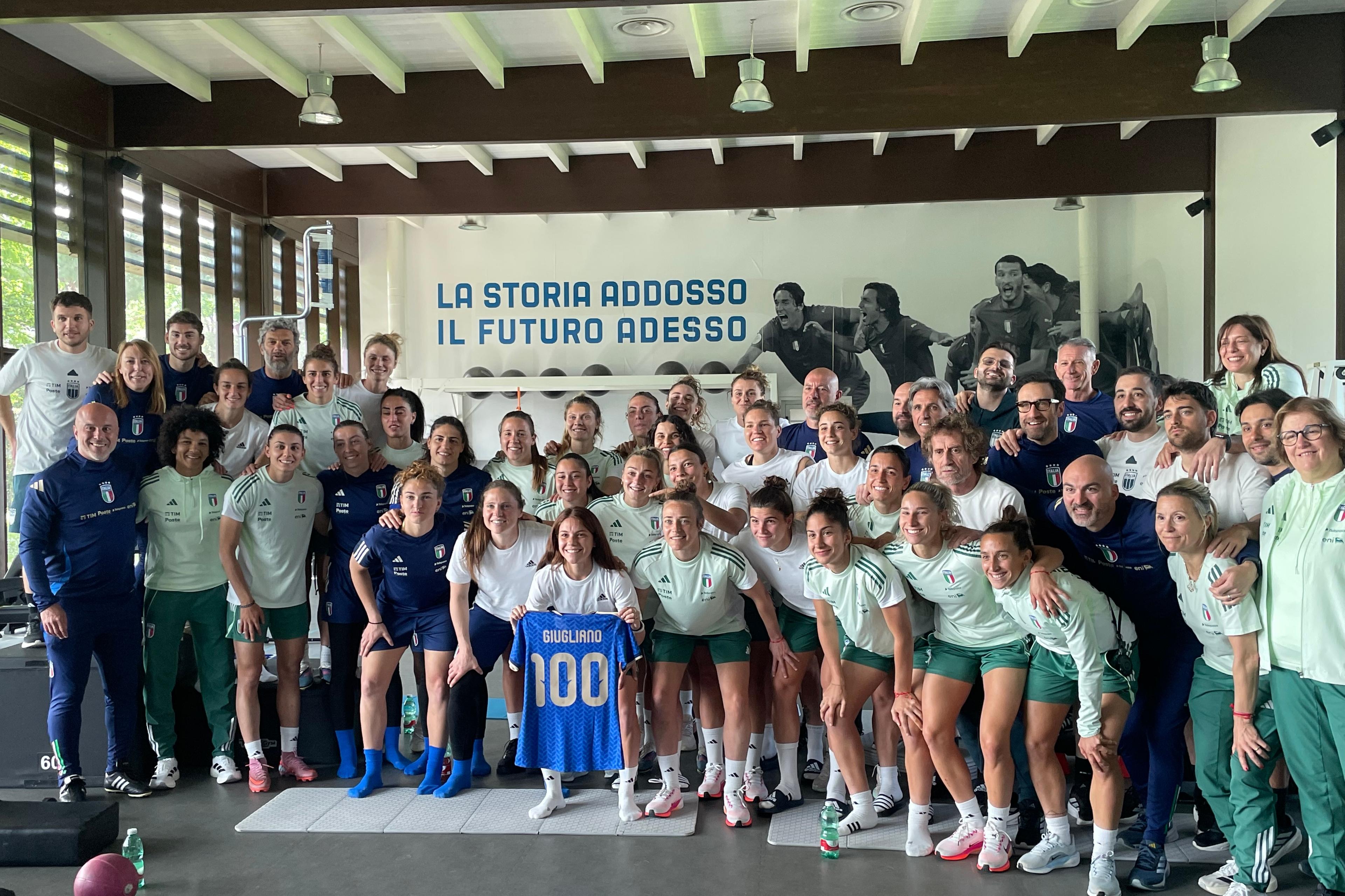 Azzurre, testa già rivolta alla sfida della verità con la Danimarca. Giugliano e le 100 caps in Nazionale: “Momento speciale”