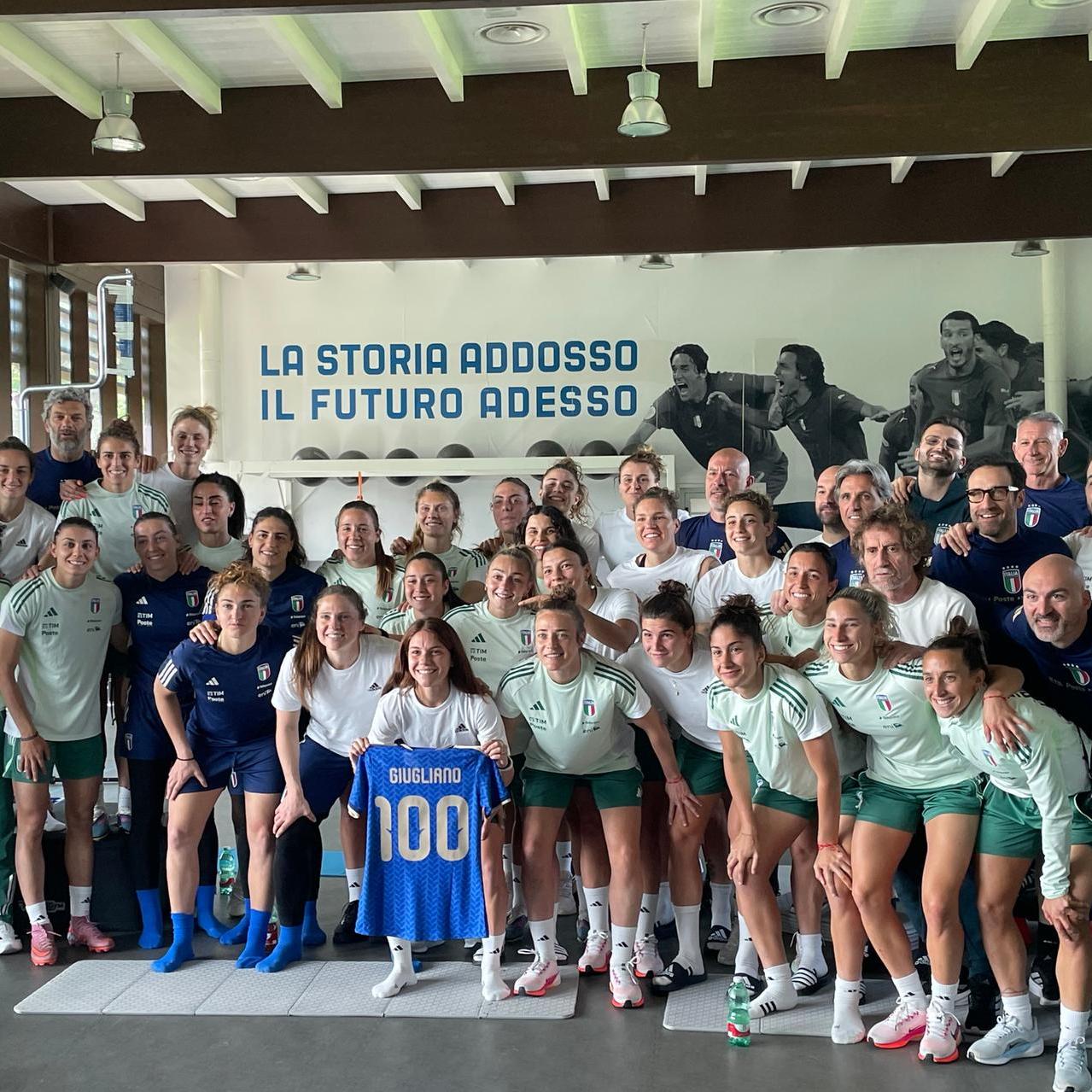Azzurre’s minds already on Denmark. Giugliano celebrates 100 caps.