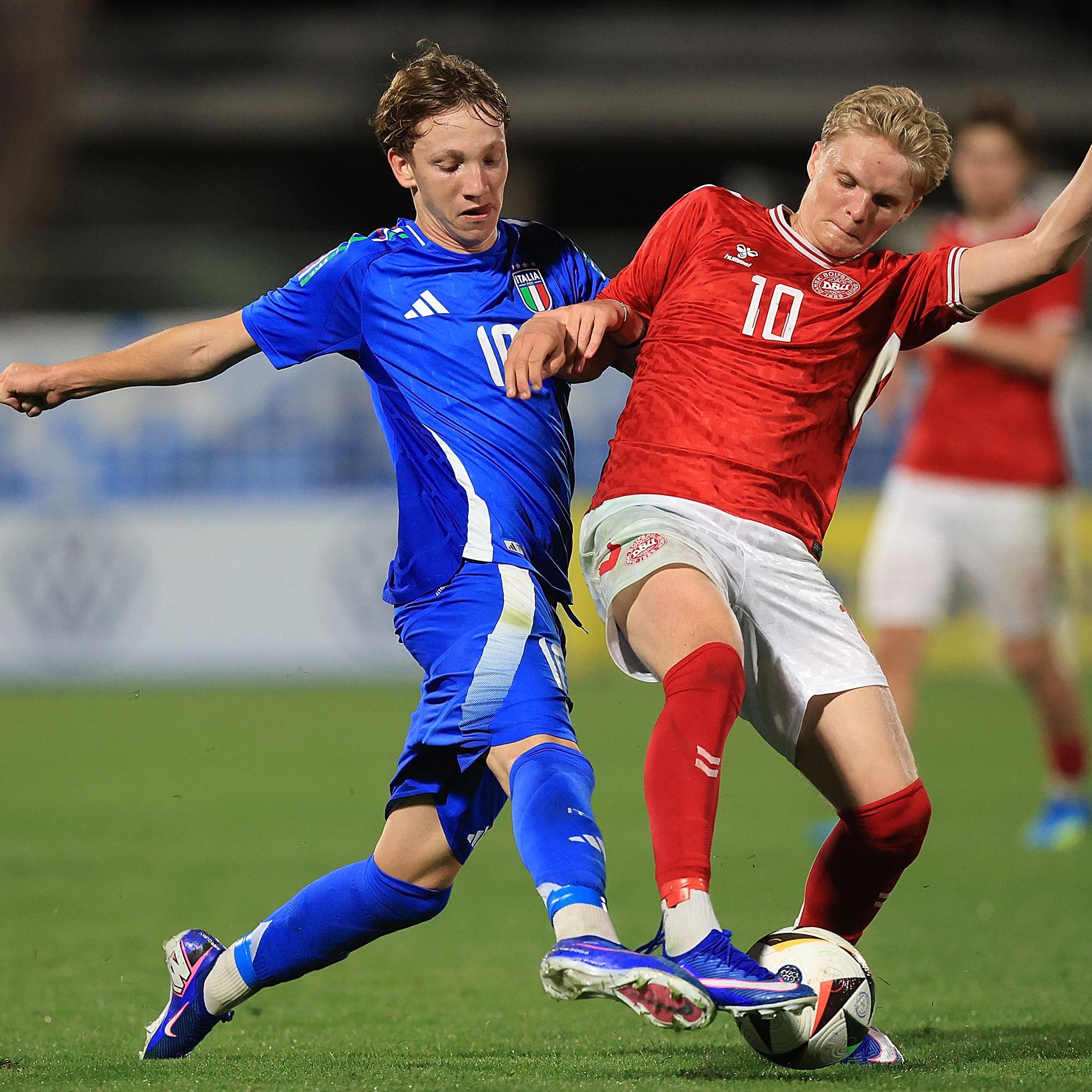 Gol e spettacolo a Viareggio: Italia-Danimarca finisce 4-4. Pasqual: “Che carattere!”