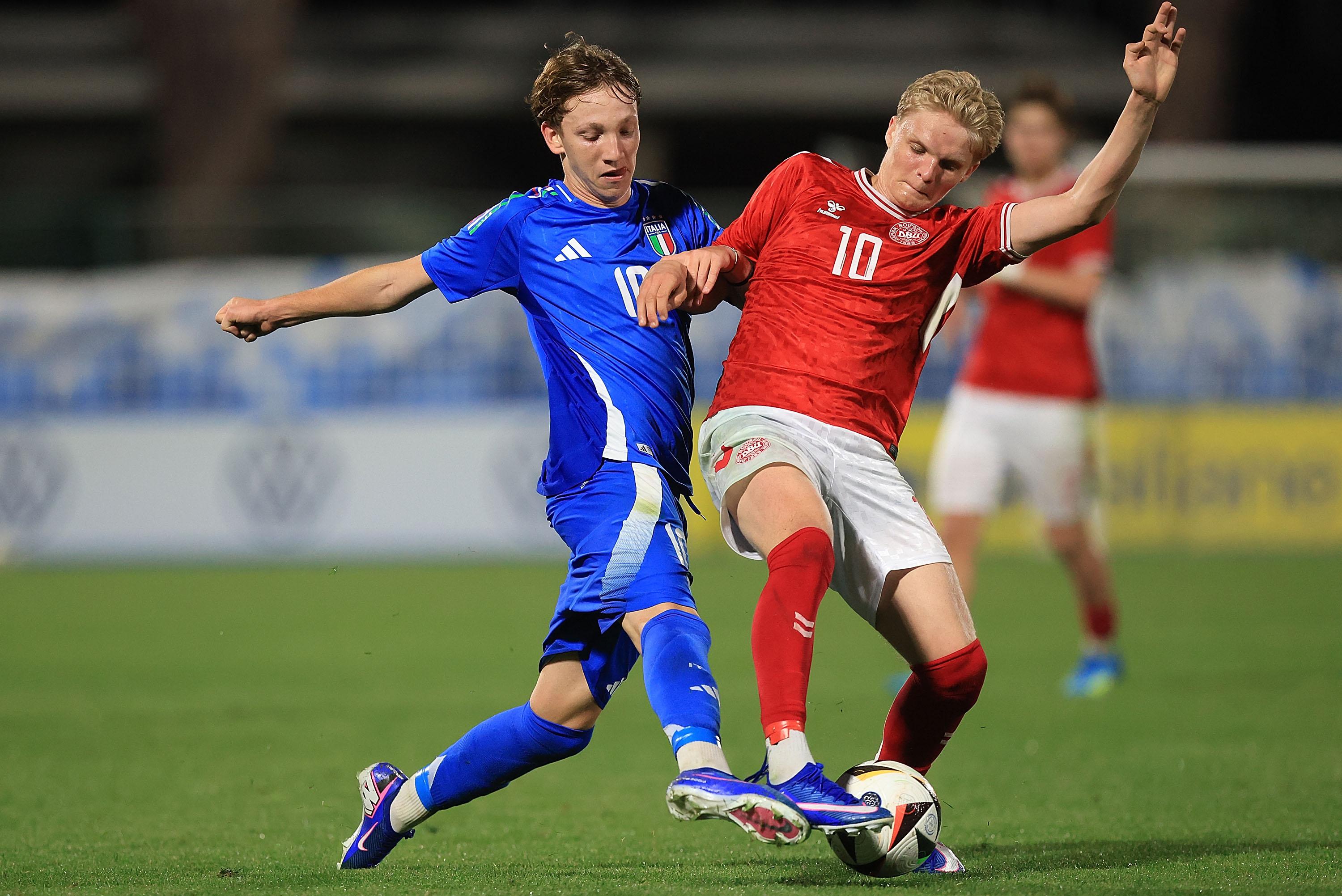 Spettacolo a Viareggio: Italia-Danimarca finisce 4-4. Pasqual: “Prova di carattere”