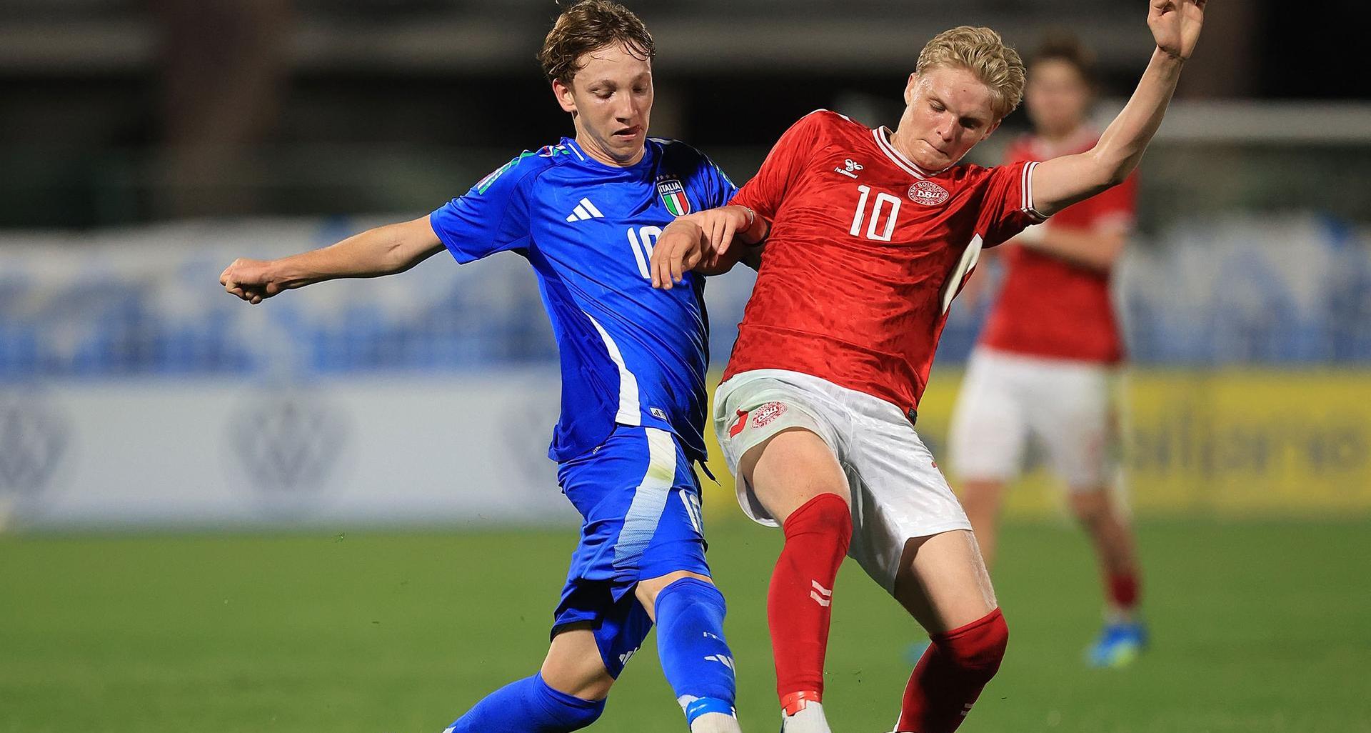 Italy and Denmark draw eight-goal thriller in Viareggio. Pasqual: “Show of character”.
