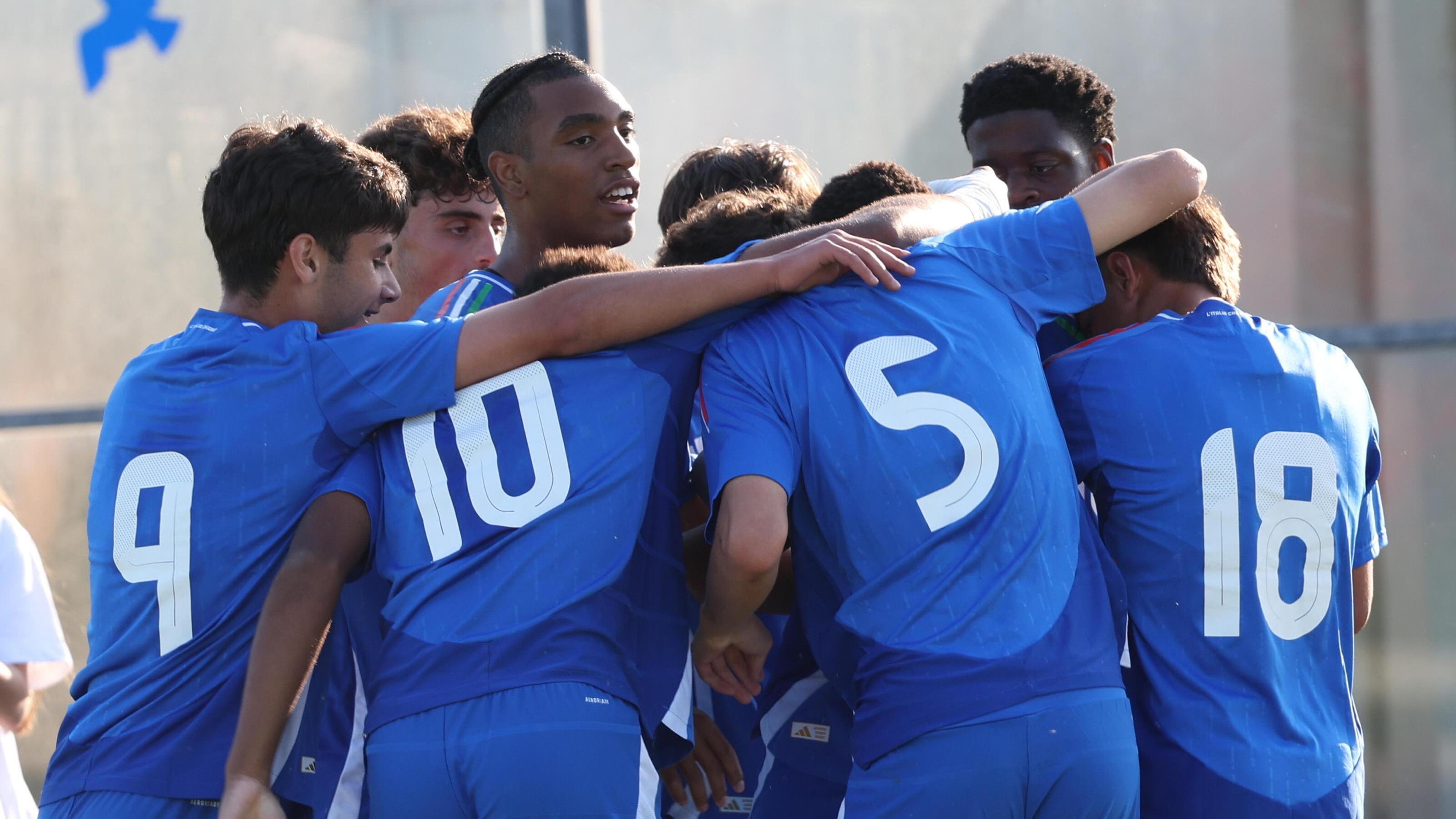 Italia travolgente al debutto: 3-0 al Galles. Battisti: “Potevamo fare qualche gol in più”